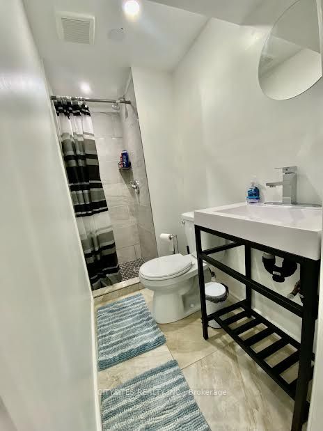 75 Walter Ave, #2