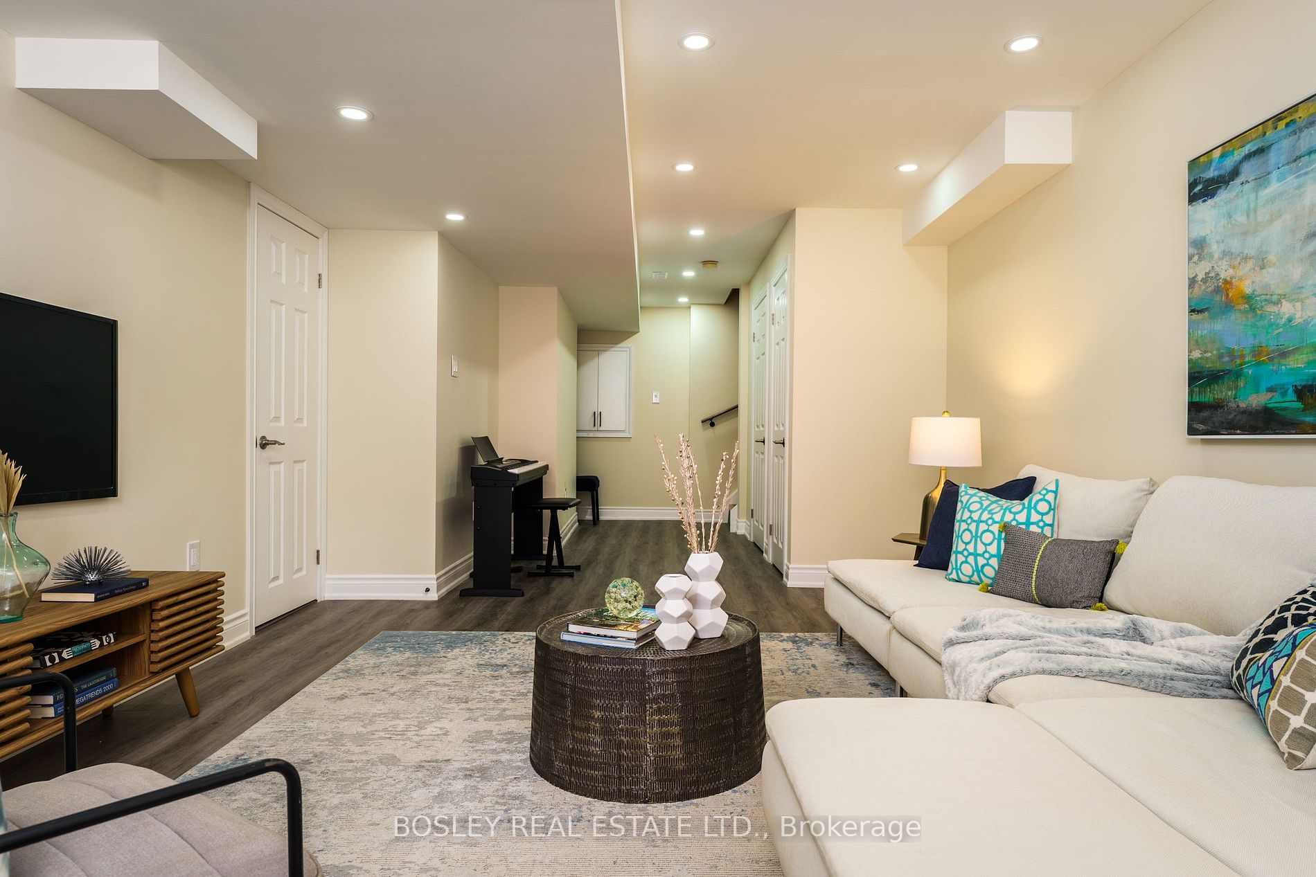 21 Willow Trail Road