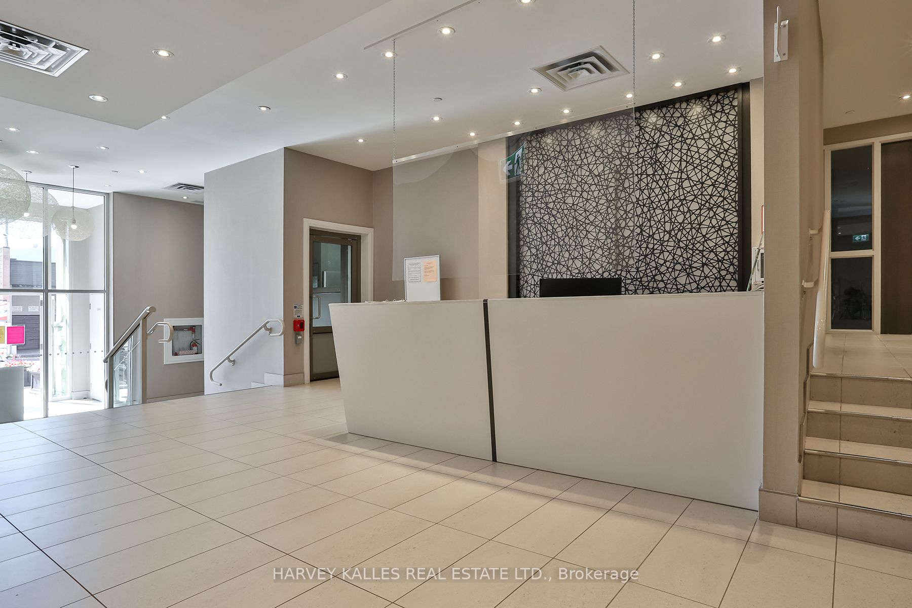15277 Yonge St, #502A