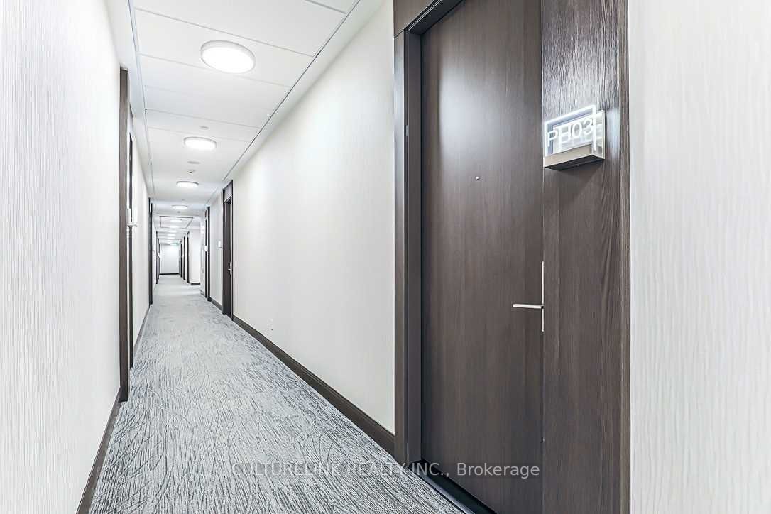 25 Water Walk Dr, #Ph03