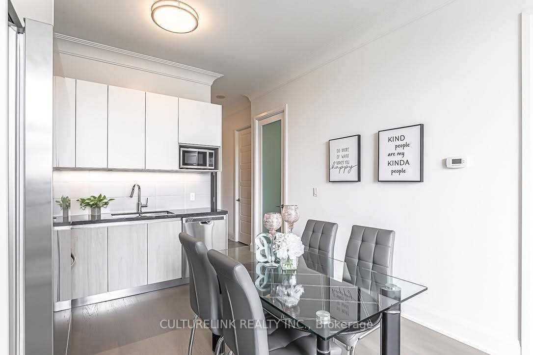 25 Water Walk Dr, #Ph03