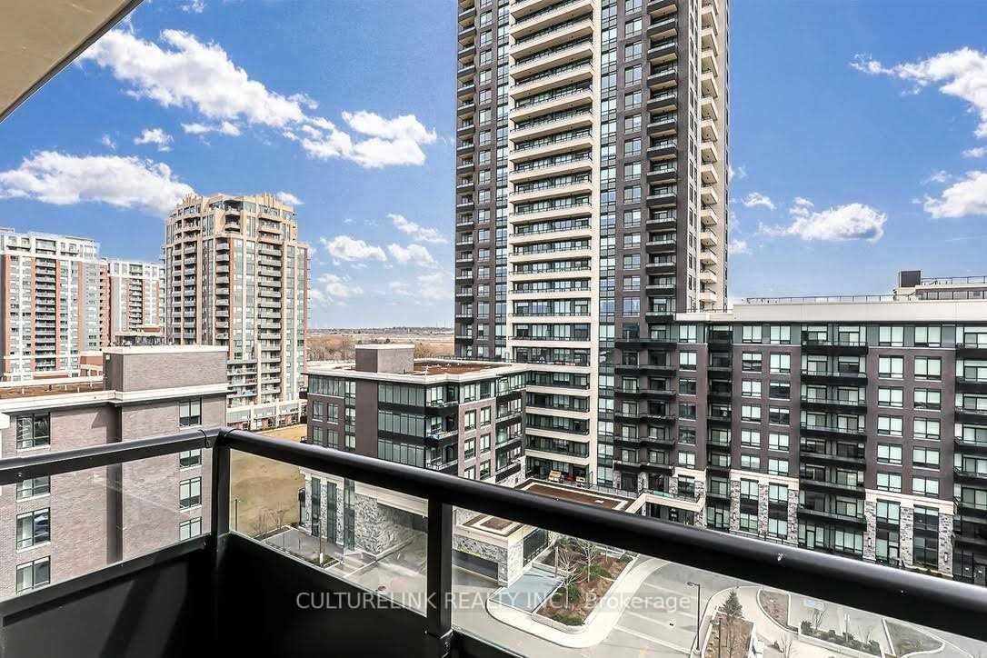 25 Water Walk Dr, #Ph03
