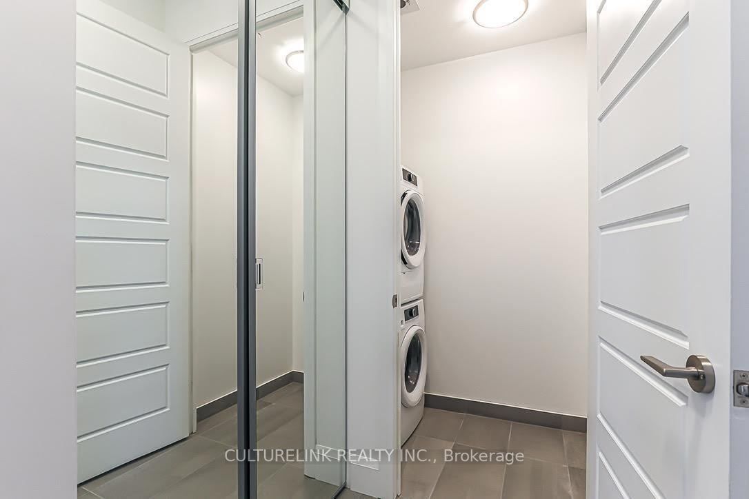 25 Water Walk Dr, #Ph03