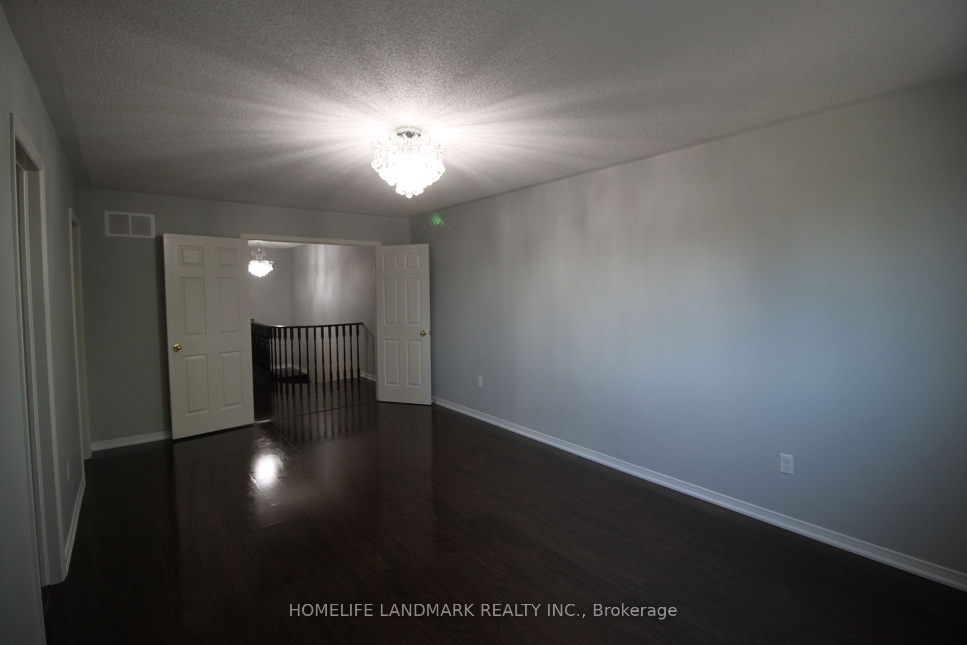 119 Revelstoke Cres