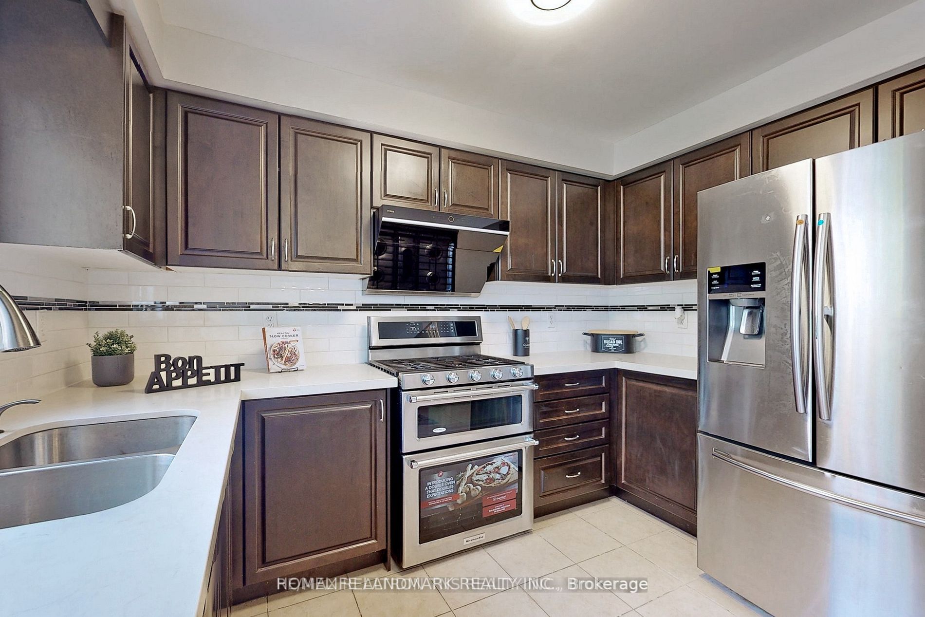119 Revelstoke Cres