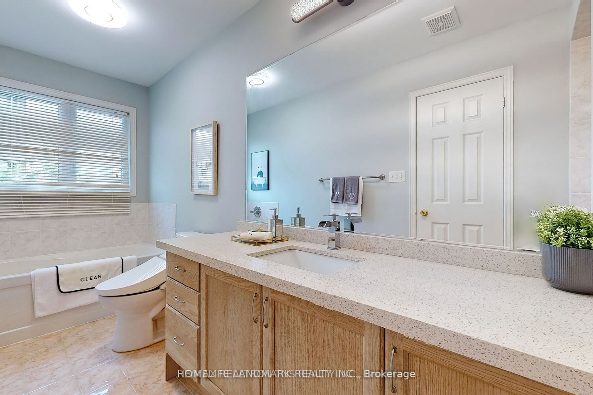 119 Revelstoke Cres