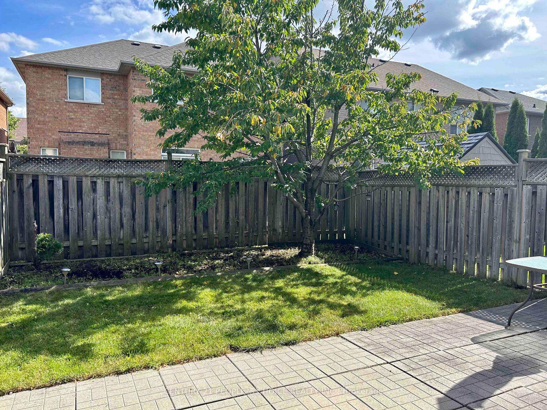 51 Echo Ridge Cres