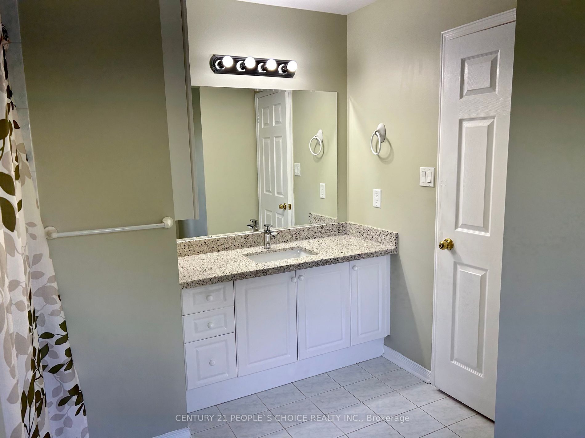 51 Echo Ridge Cres