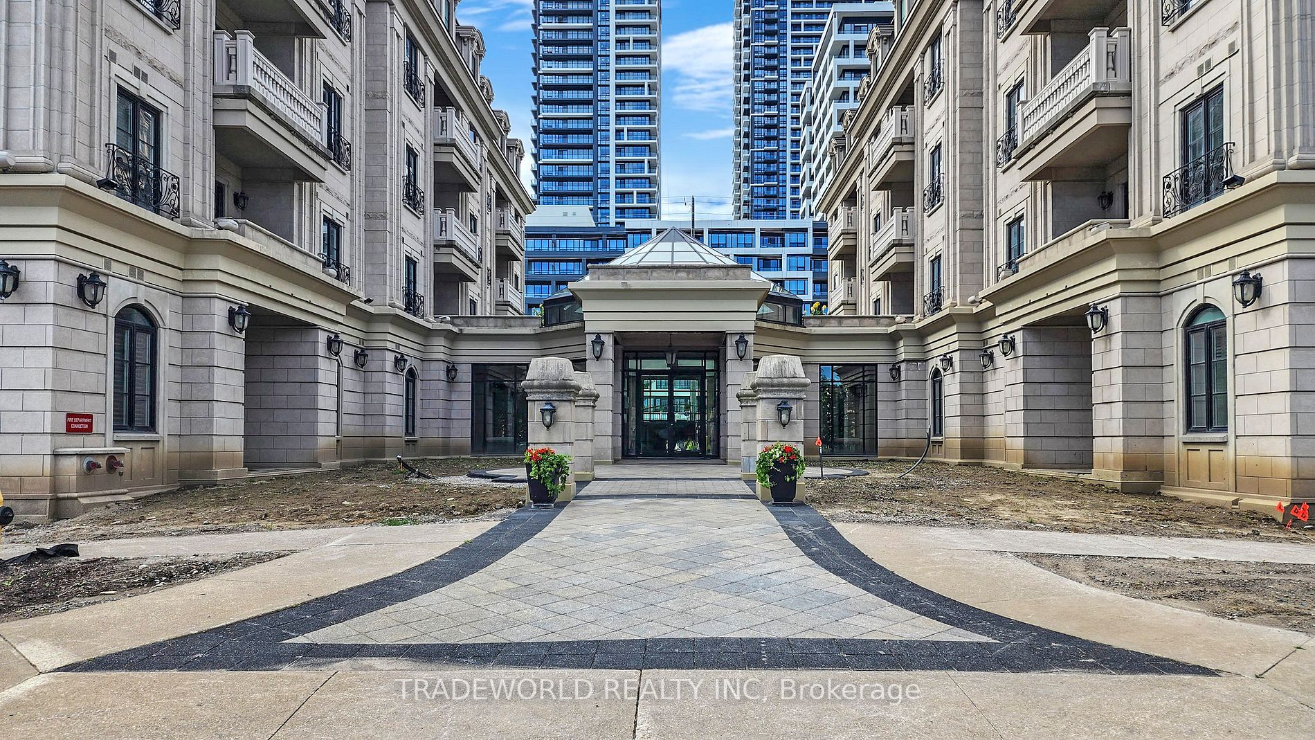1 Verclaire Gate, #206
