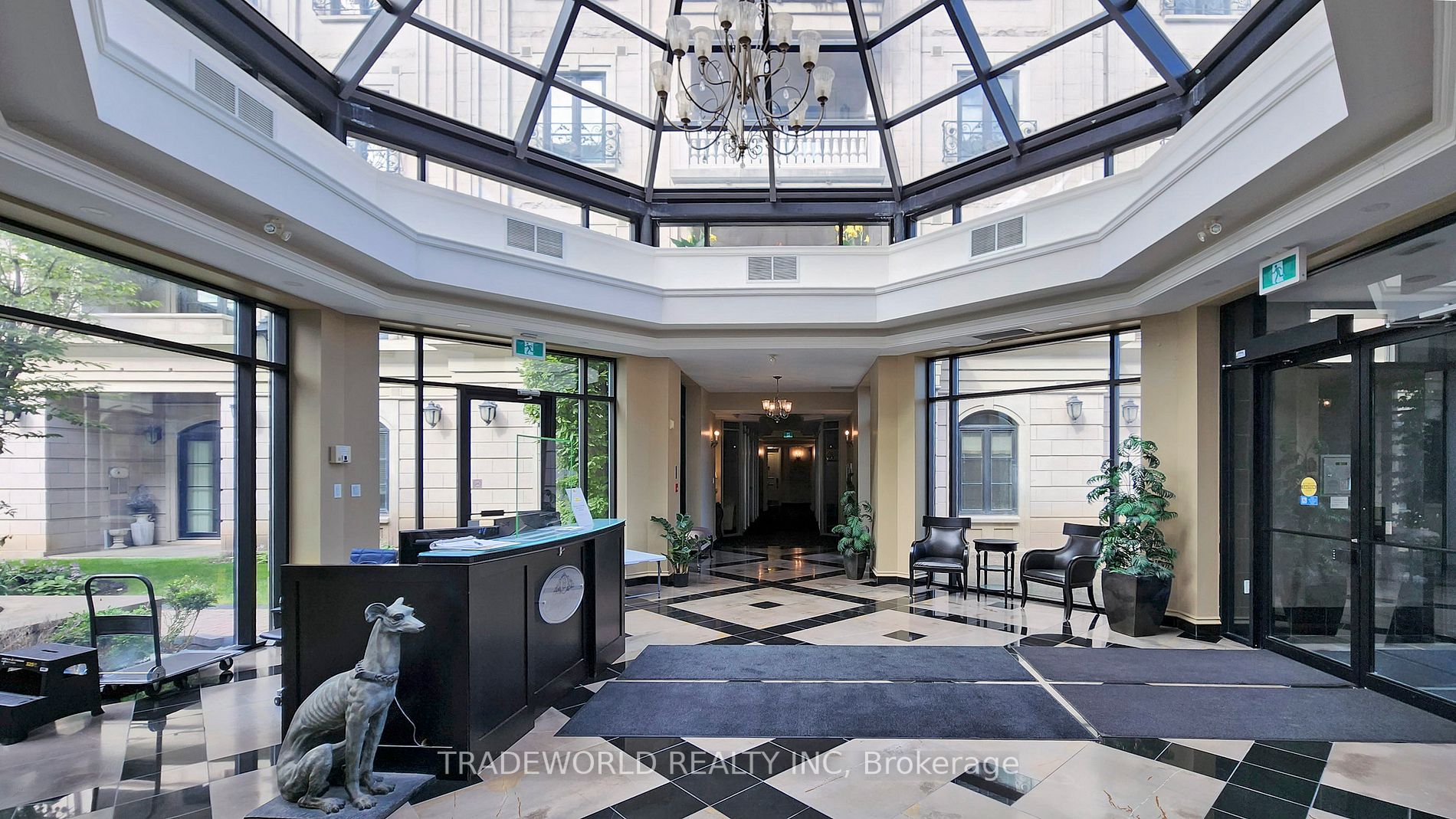 1 Verclaire Gate, #206