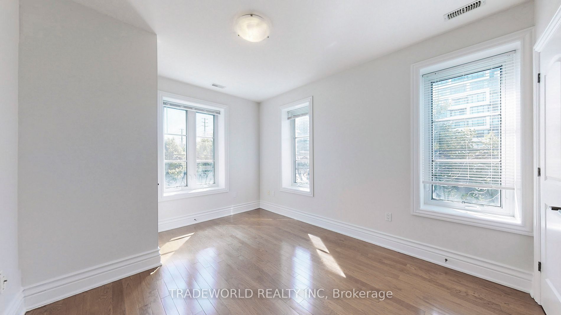 1 Verclaire Gate, #206