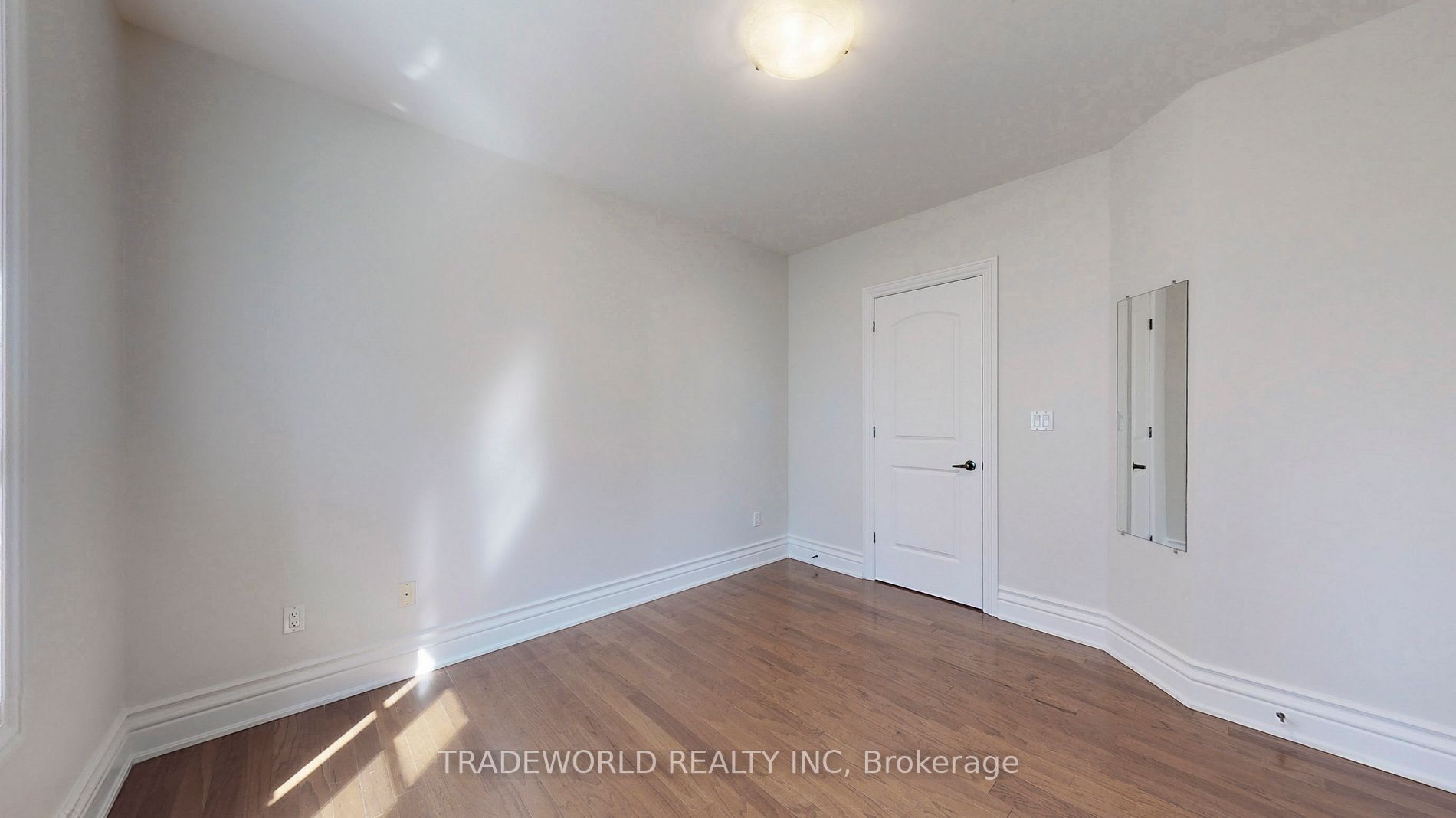 1 Verclaire Gate, #206