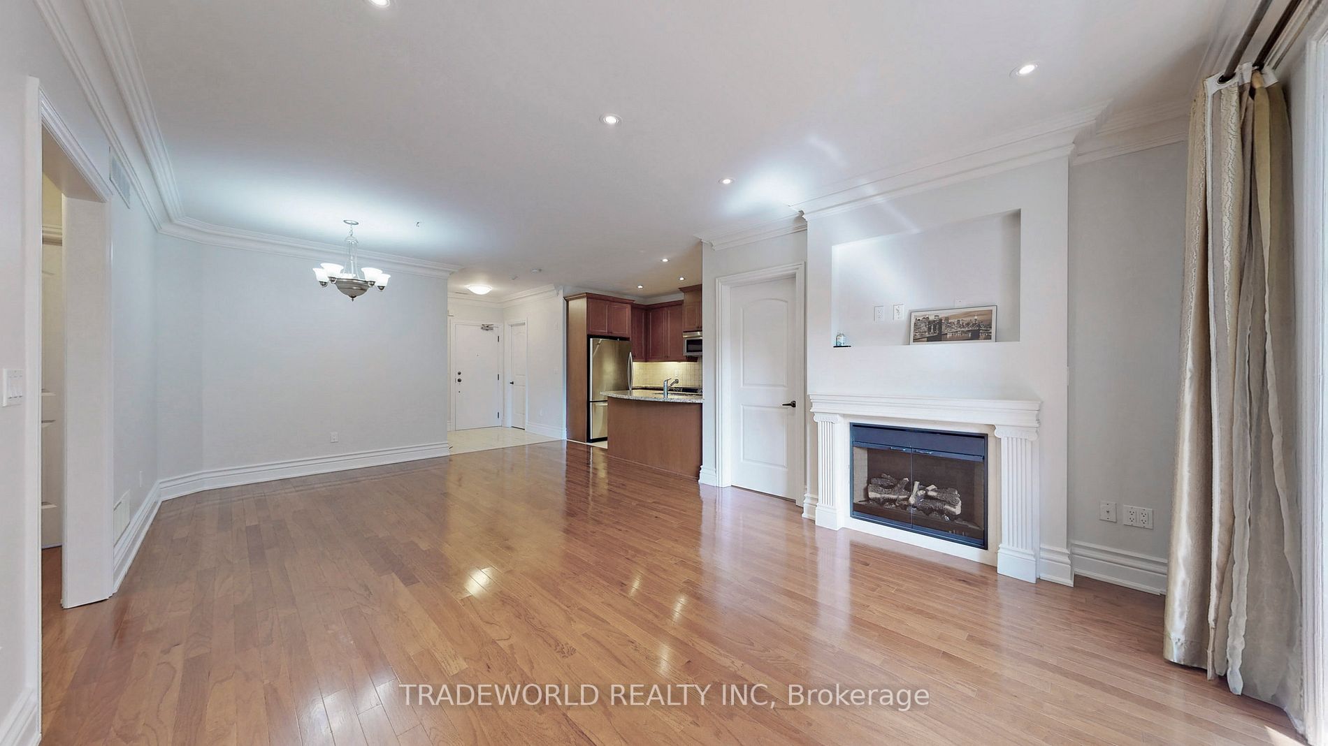 1 Verclaire Gate, #206