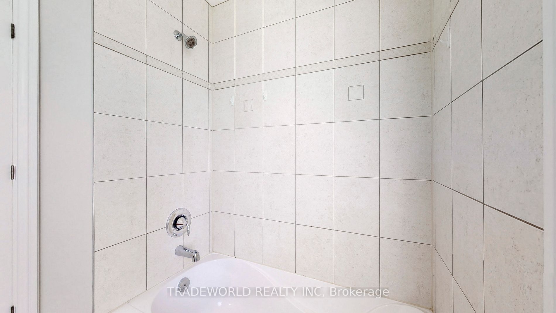 1 Verclaire Gate, #206