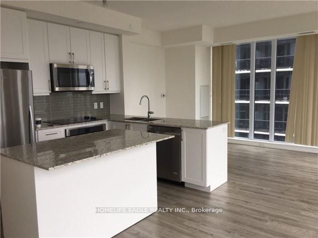 9600 Yonge St, #1011