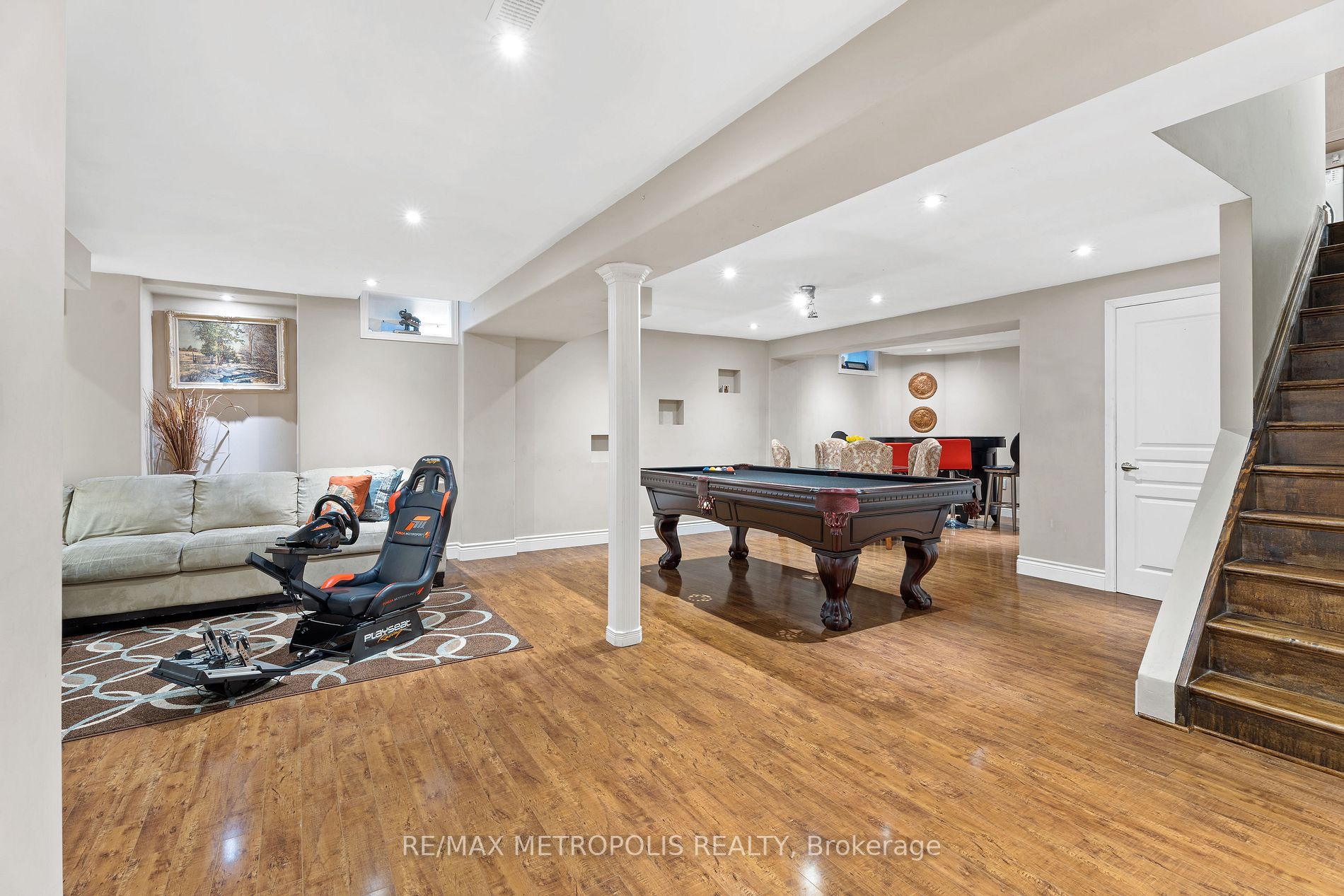 4 Everton Crt
