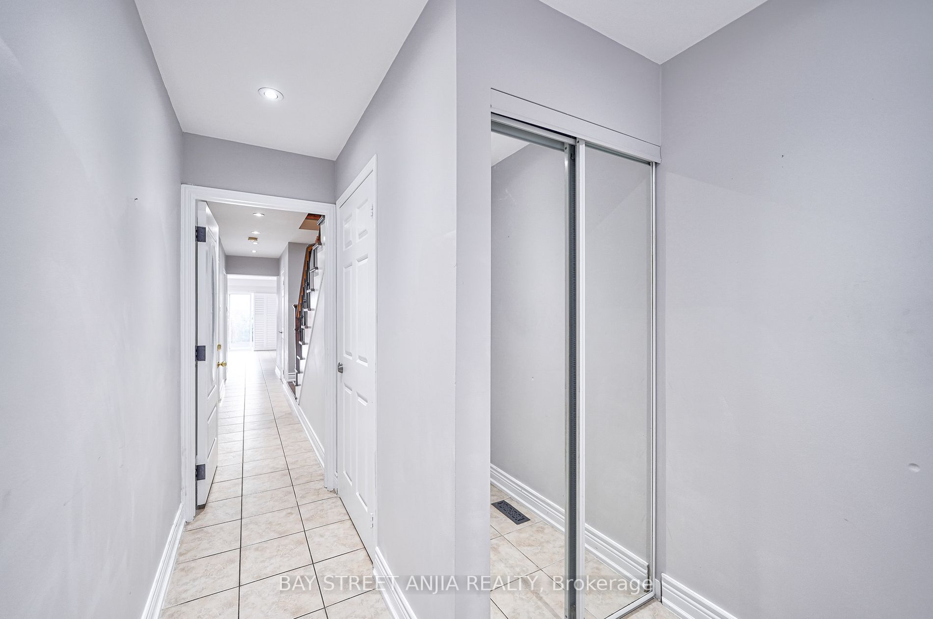 112 Guinevere Road