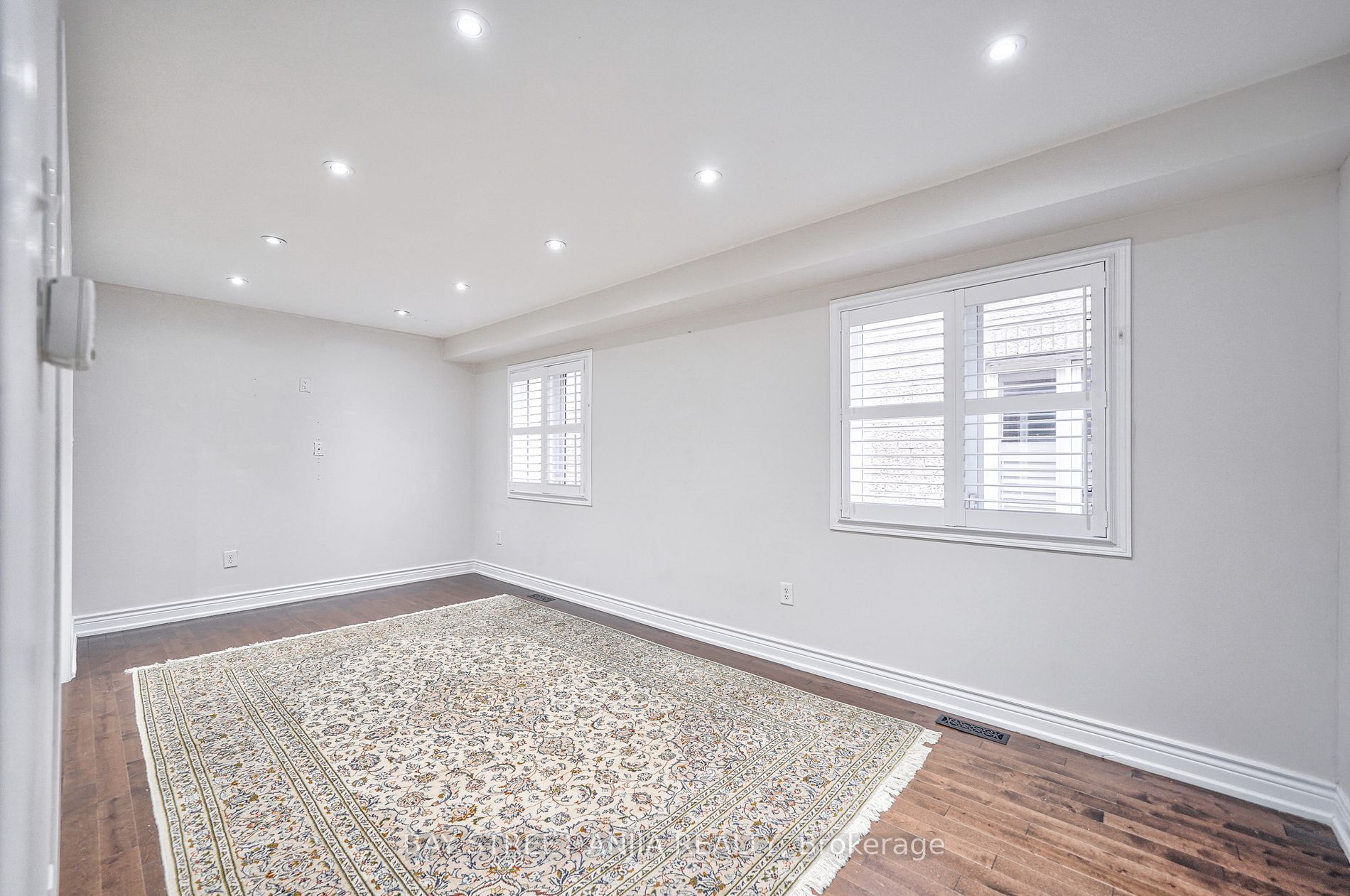 112 Guinevere Road