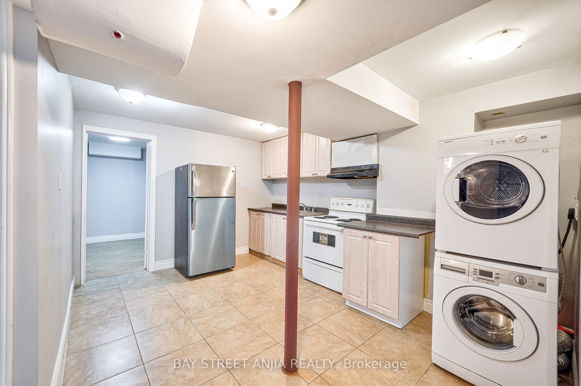112 Guinevere Road