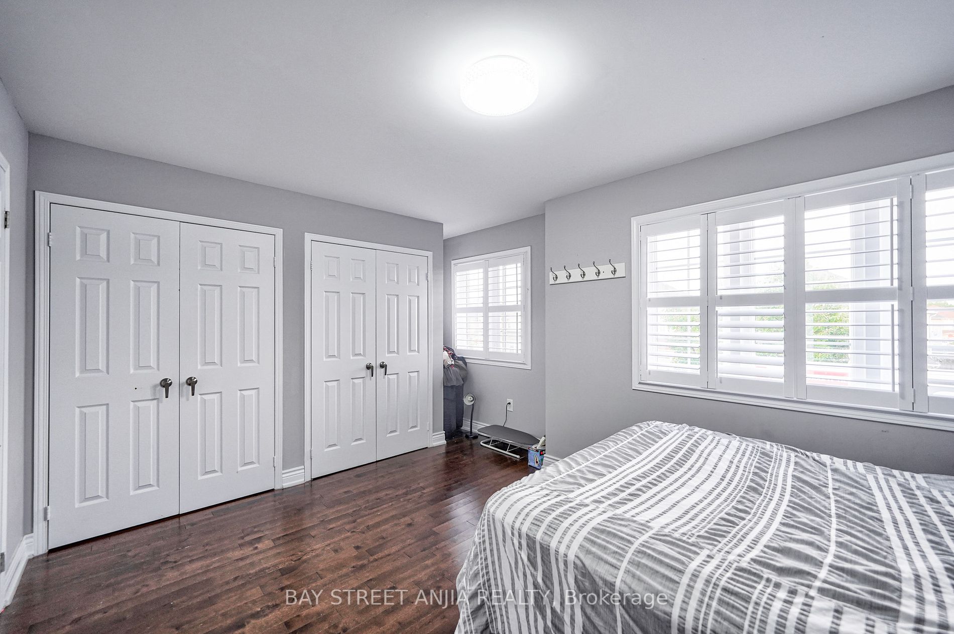 112 Guinevere Road