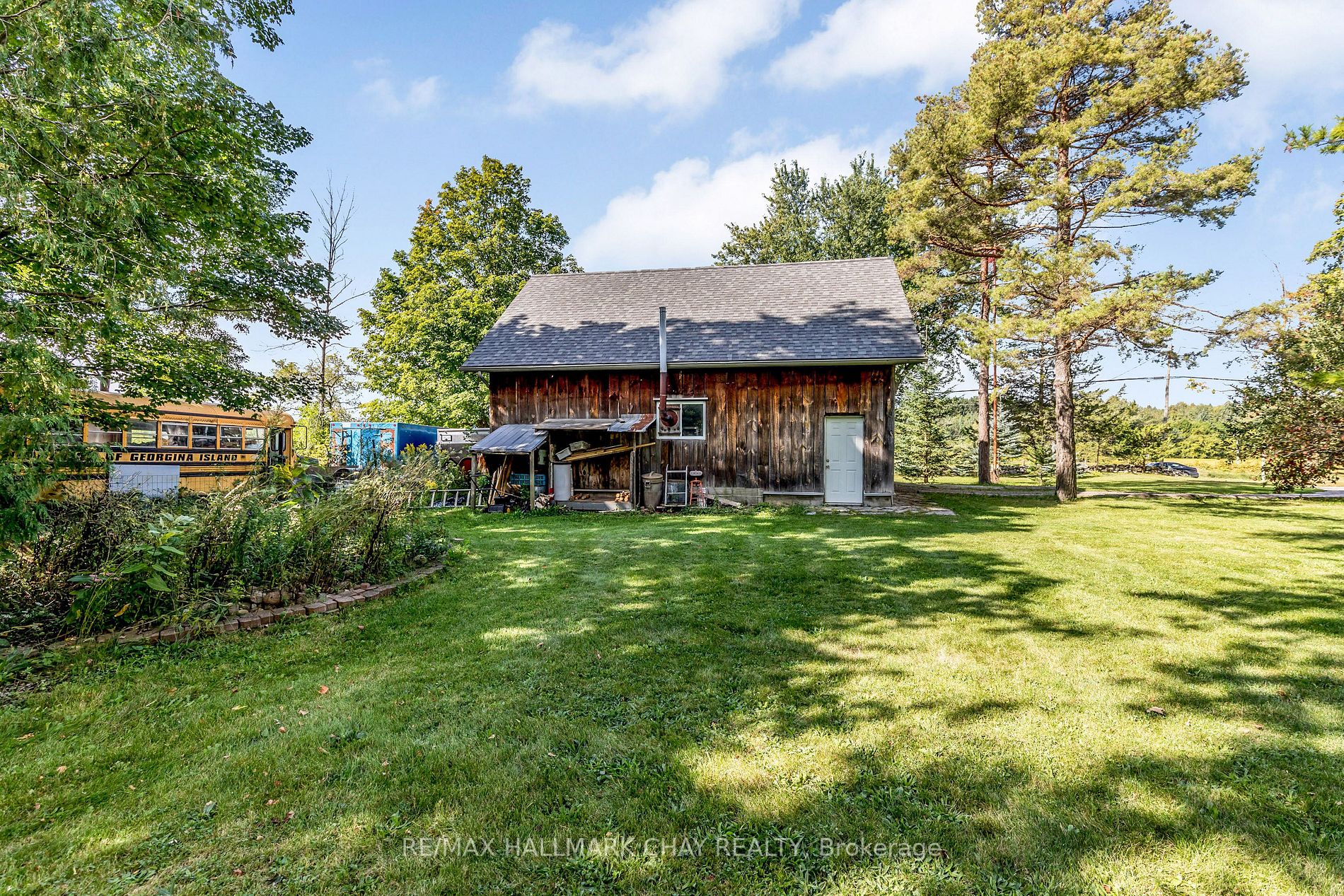 21689 Kennedy Rd