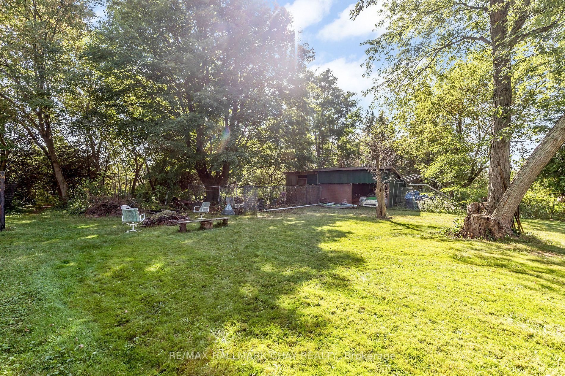 21689 Kennedy Rd