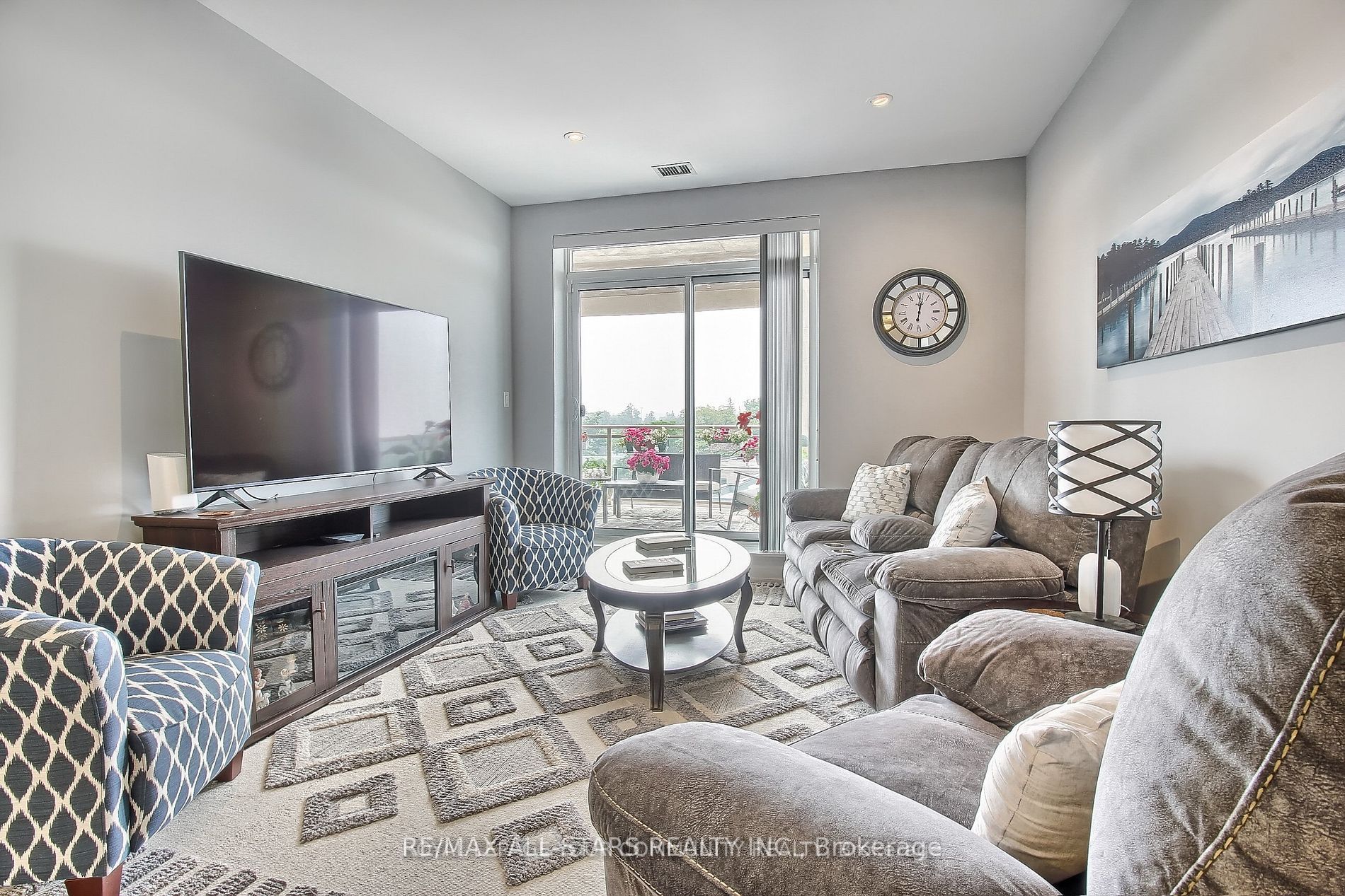 15277 Yonge St S, #609