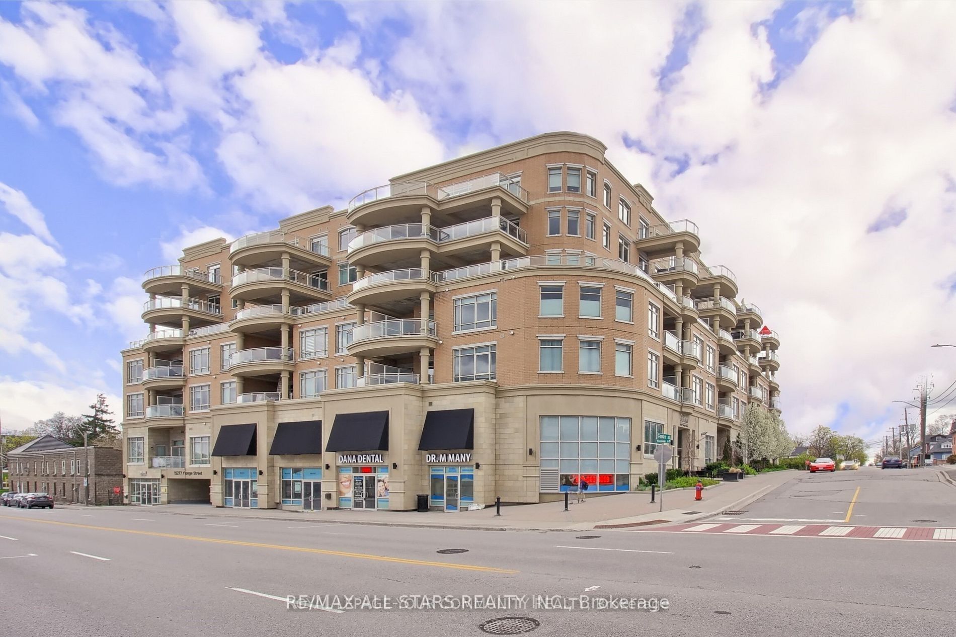 15277 Yonge St S, #609
