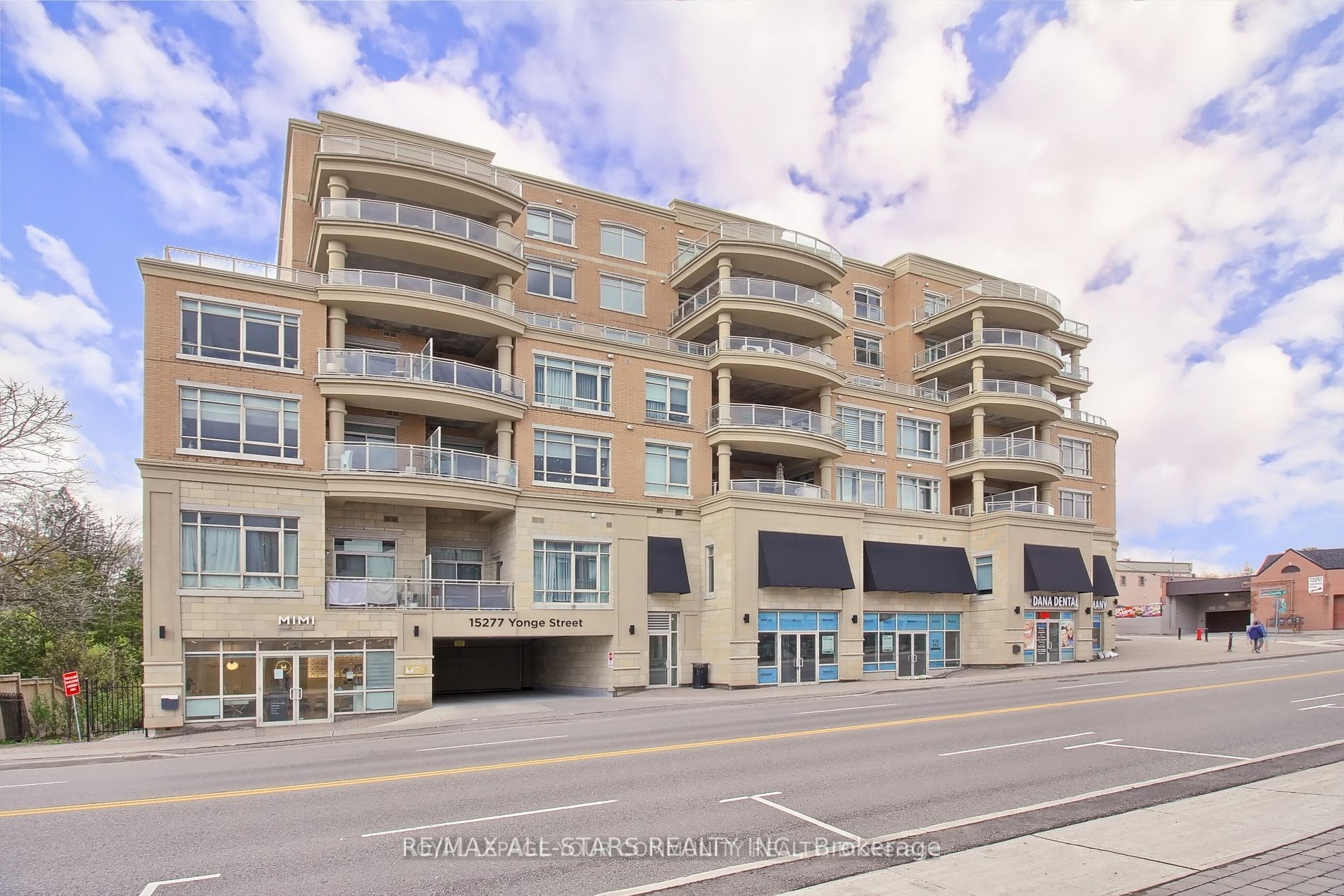 15277 Yonge St S, #609