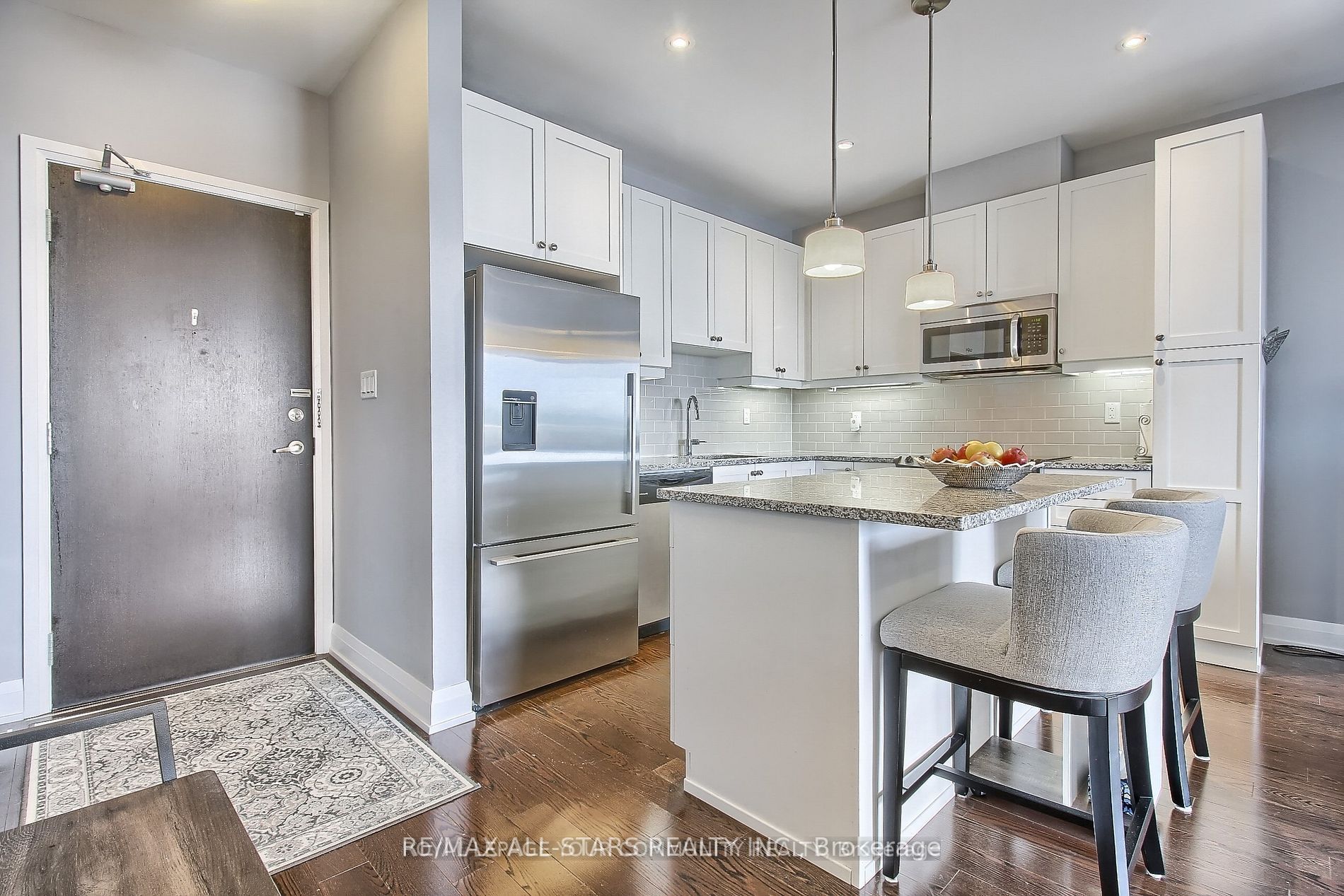15277 Yonge St S, #609