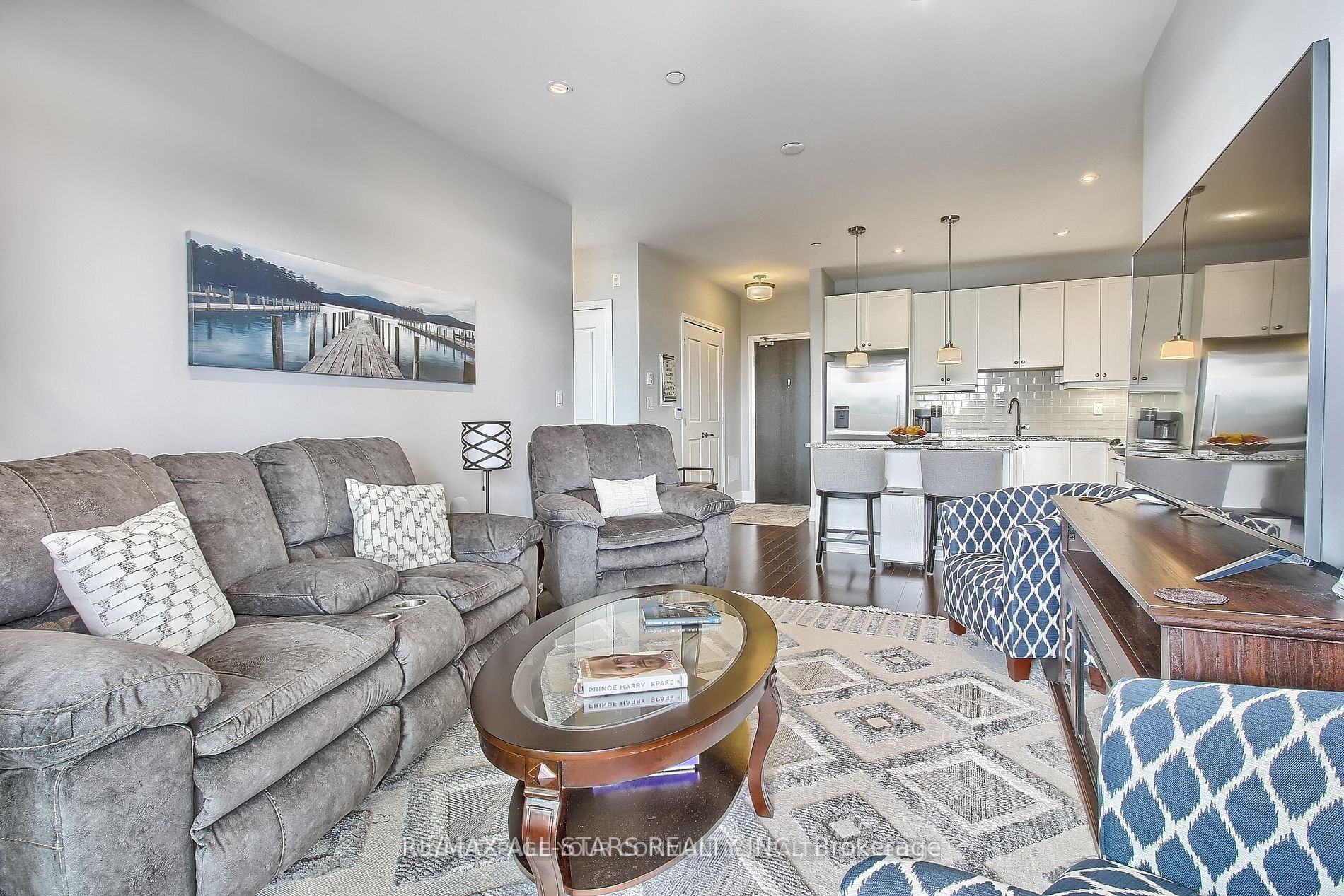 15277 Yonge St S, #609