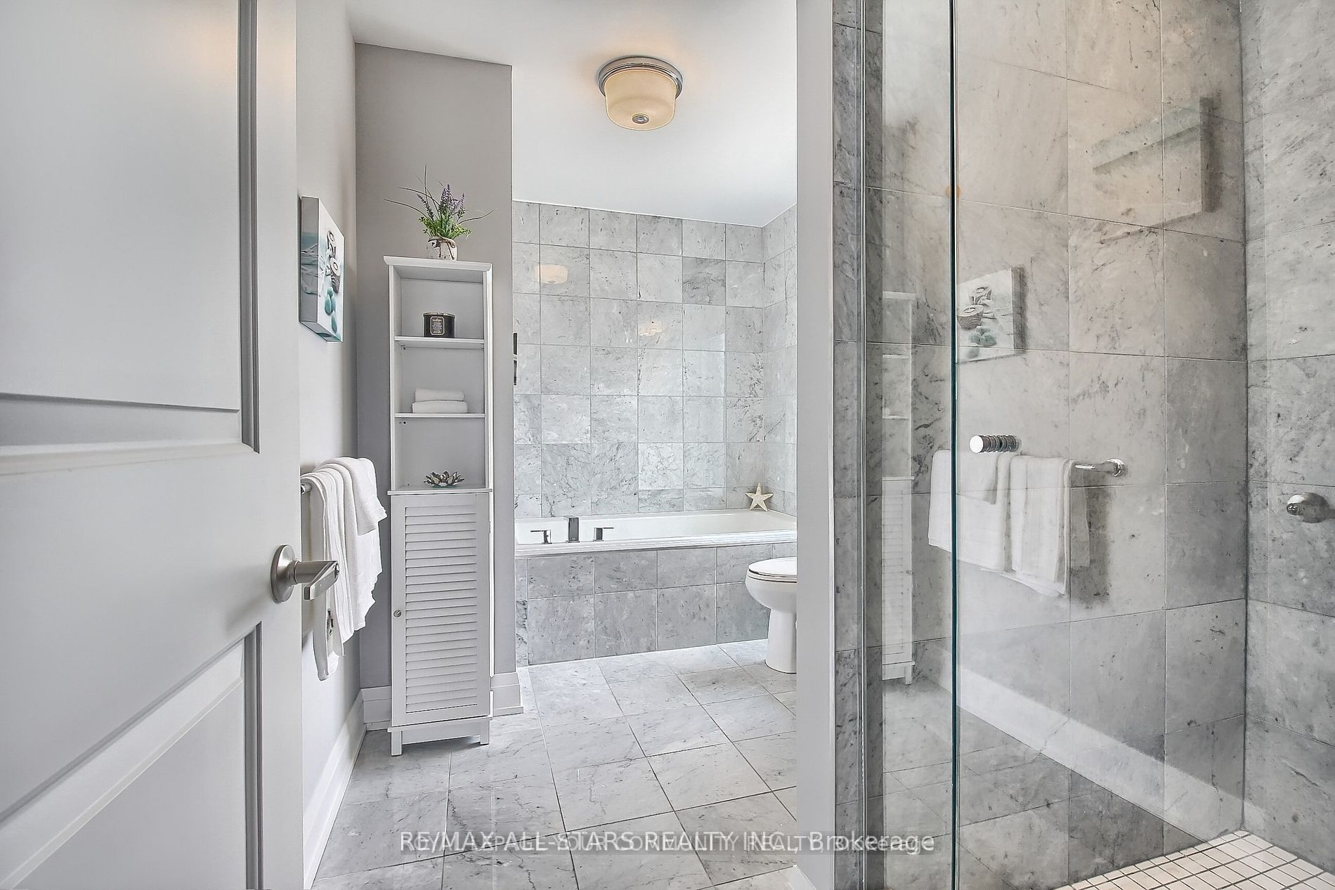 15277 Yonge St S, #609