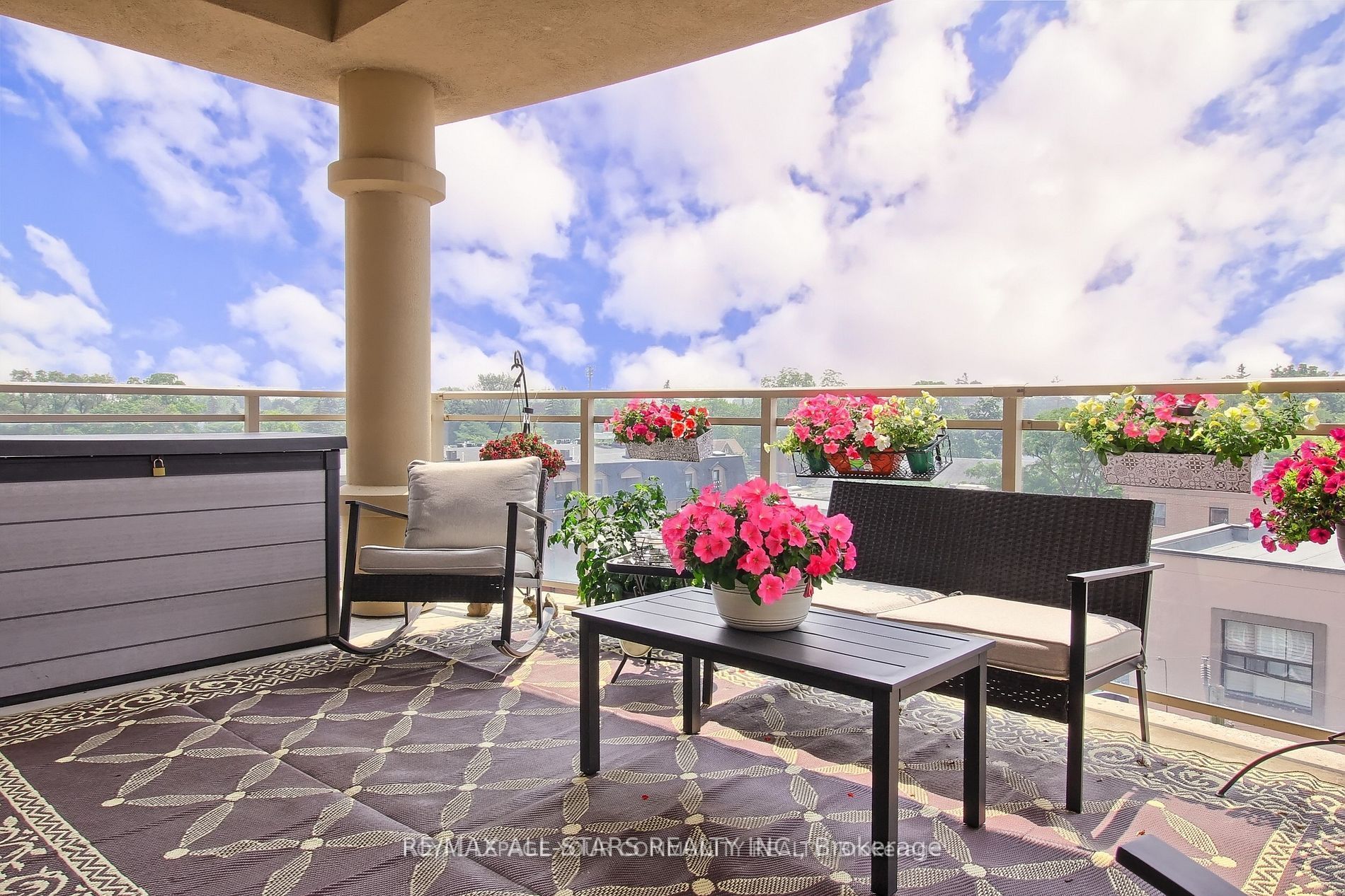 15277 Yonge St S, #609