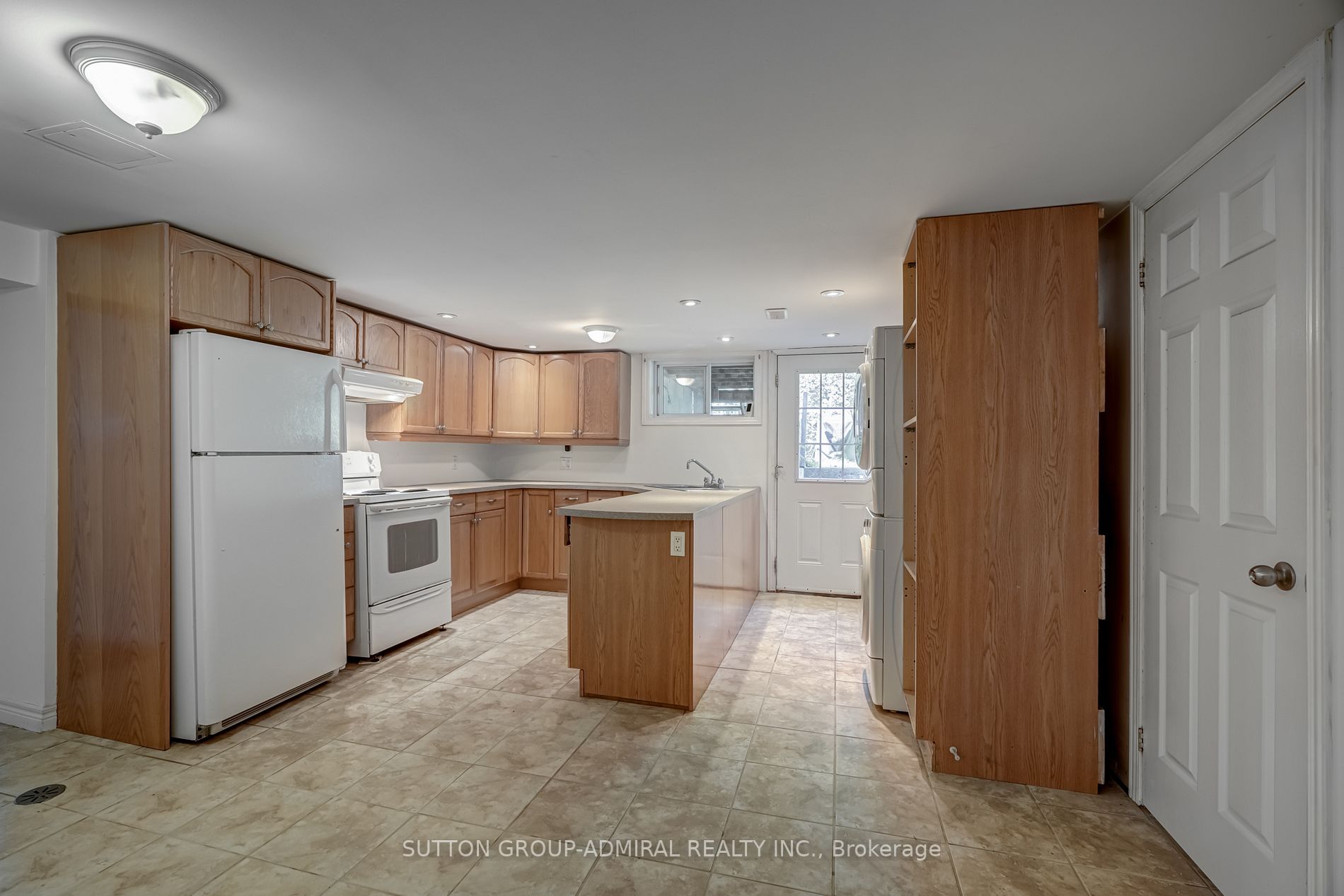 276 Stewart Street