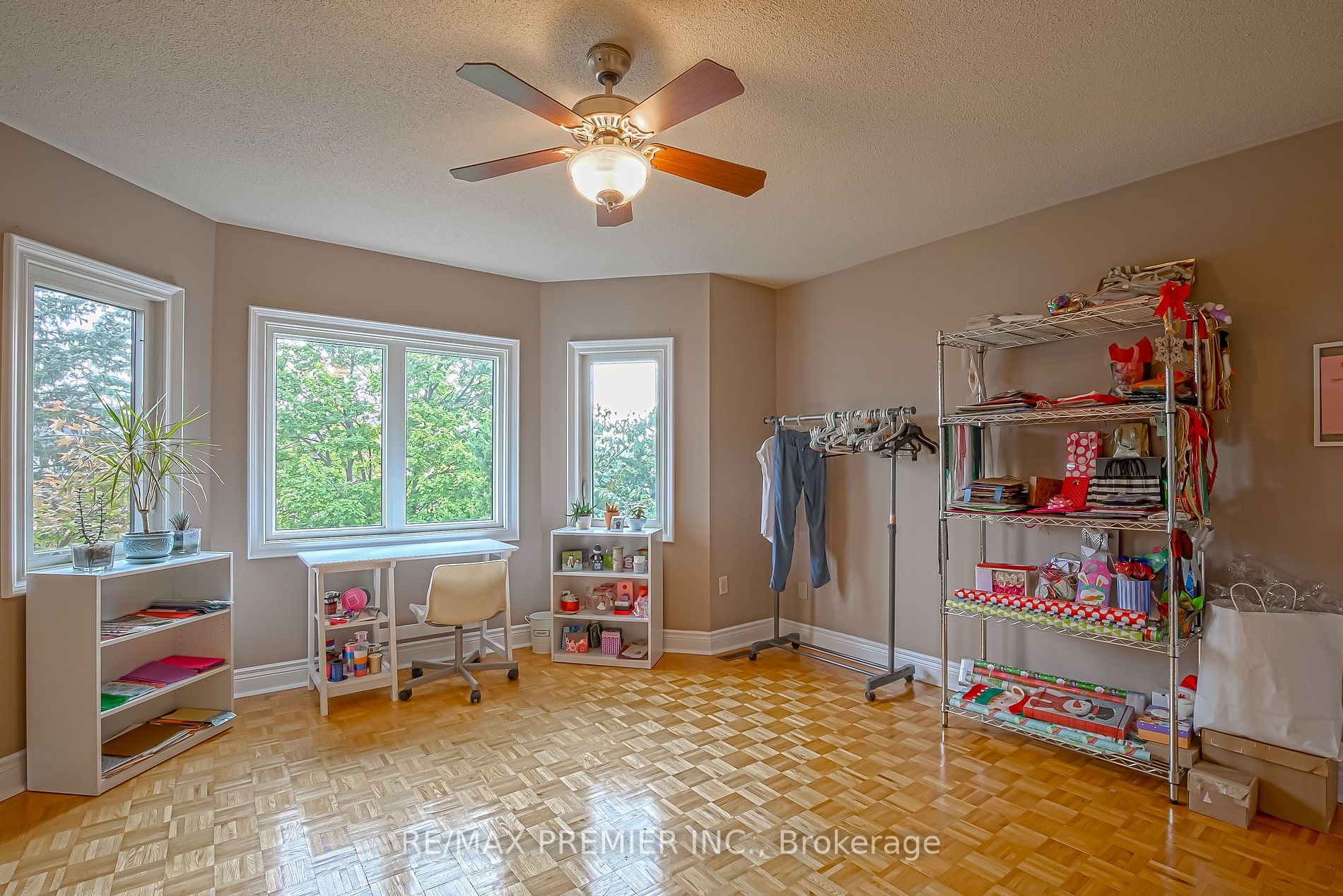 42 Woolacott Rd