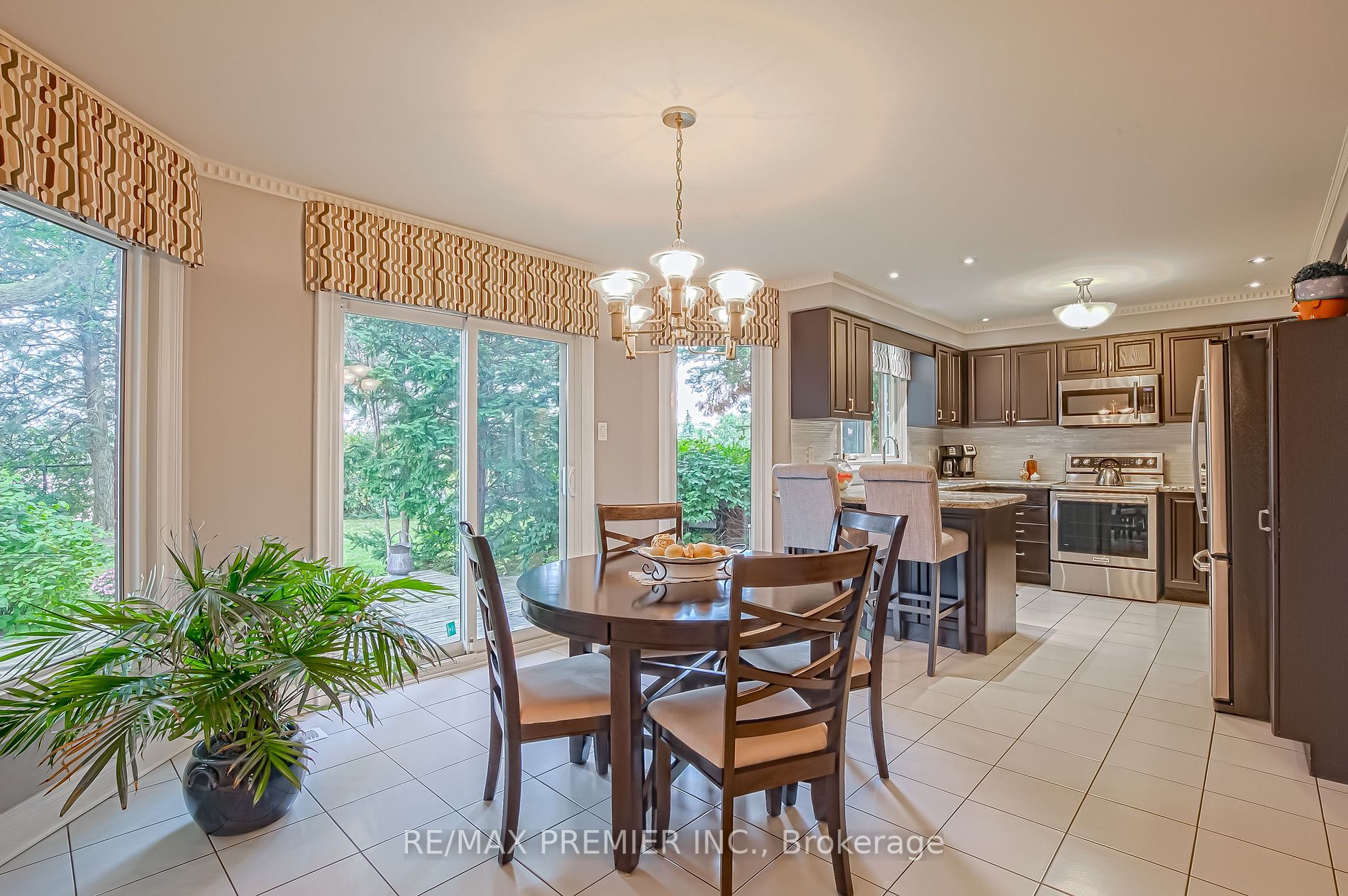 42 Woolacott Rd