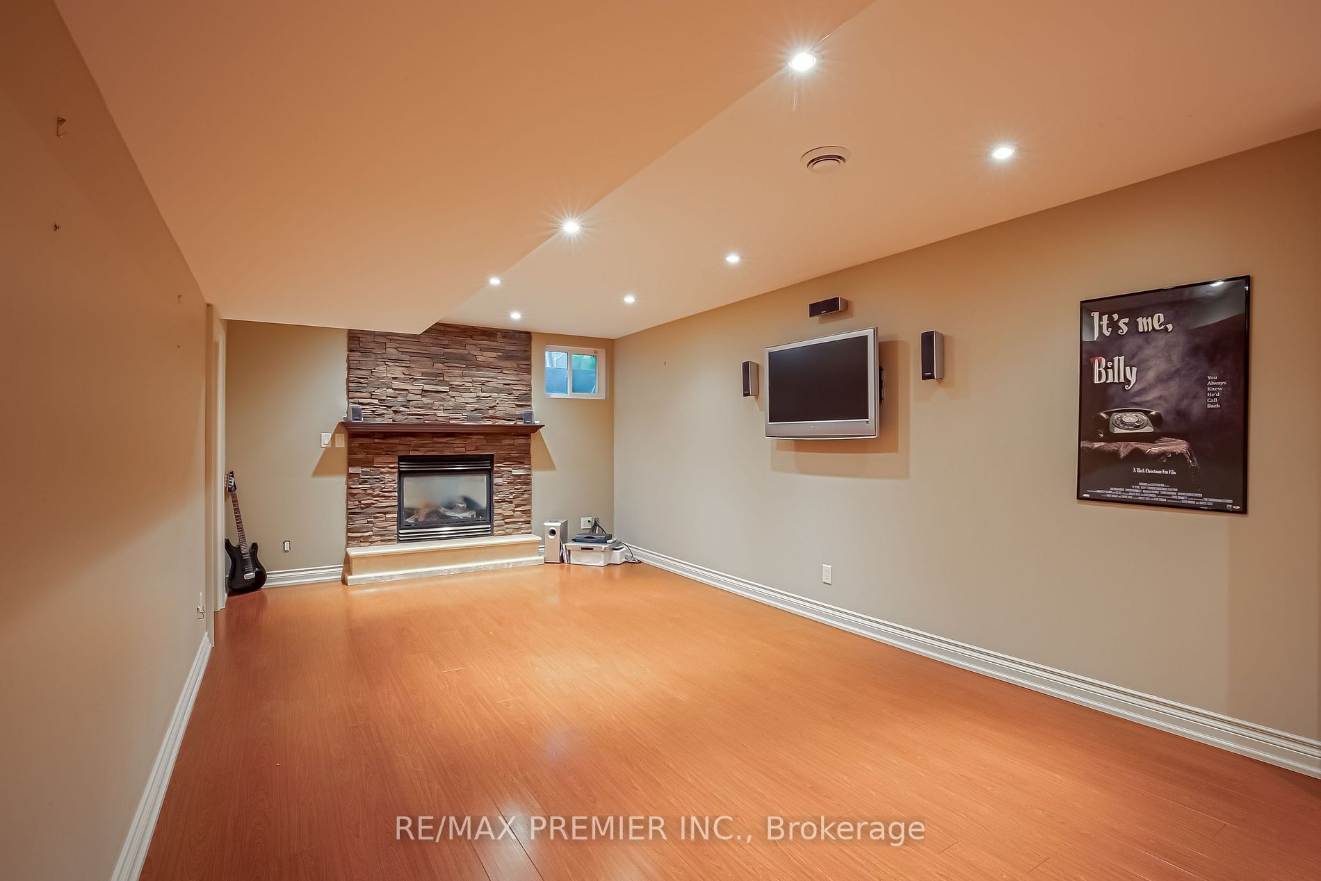 42 Woolacott Rd