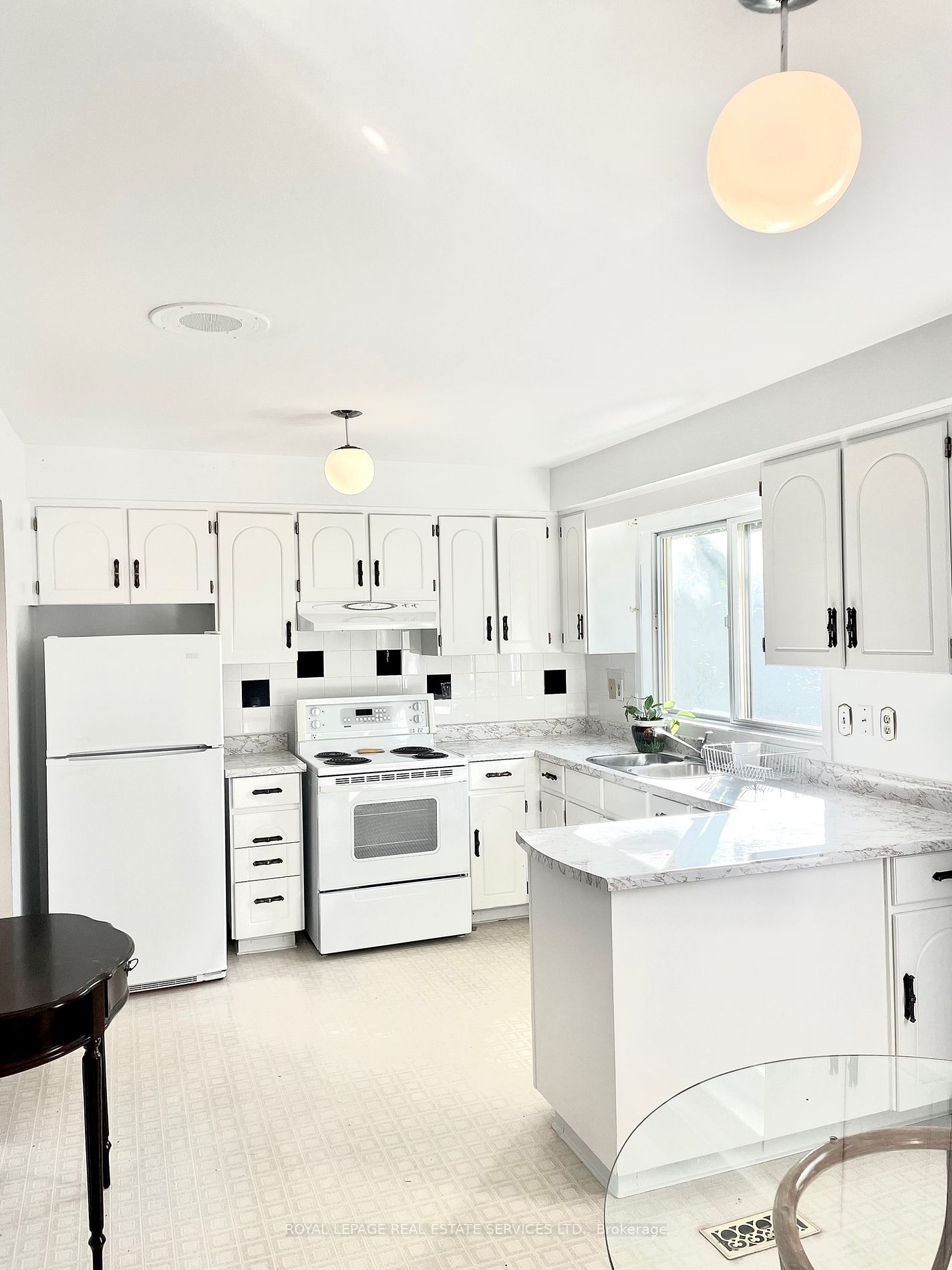 45 Poplar Crescent, #7