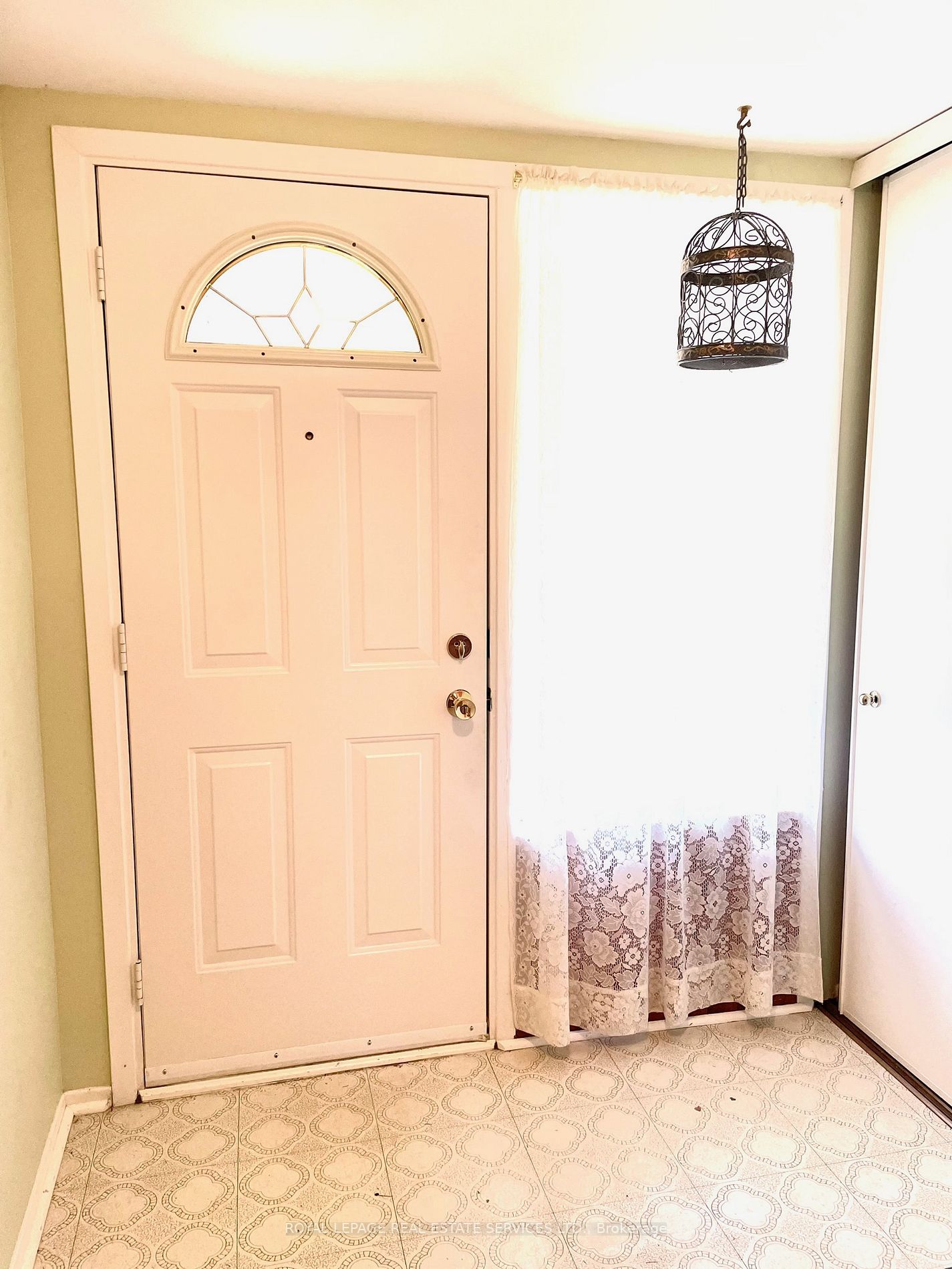 45 Poplar Crescent, #7