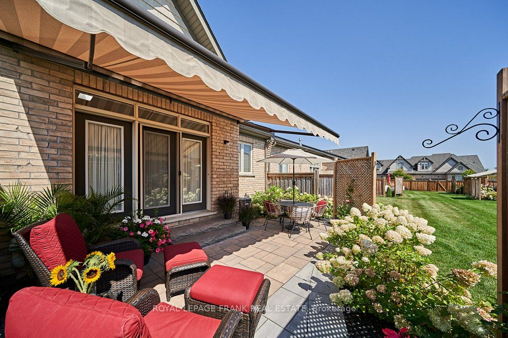 42 Bill Knowles St N, #42