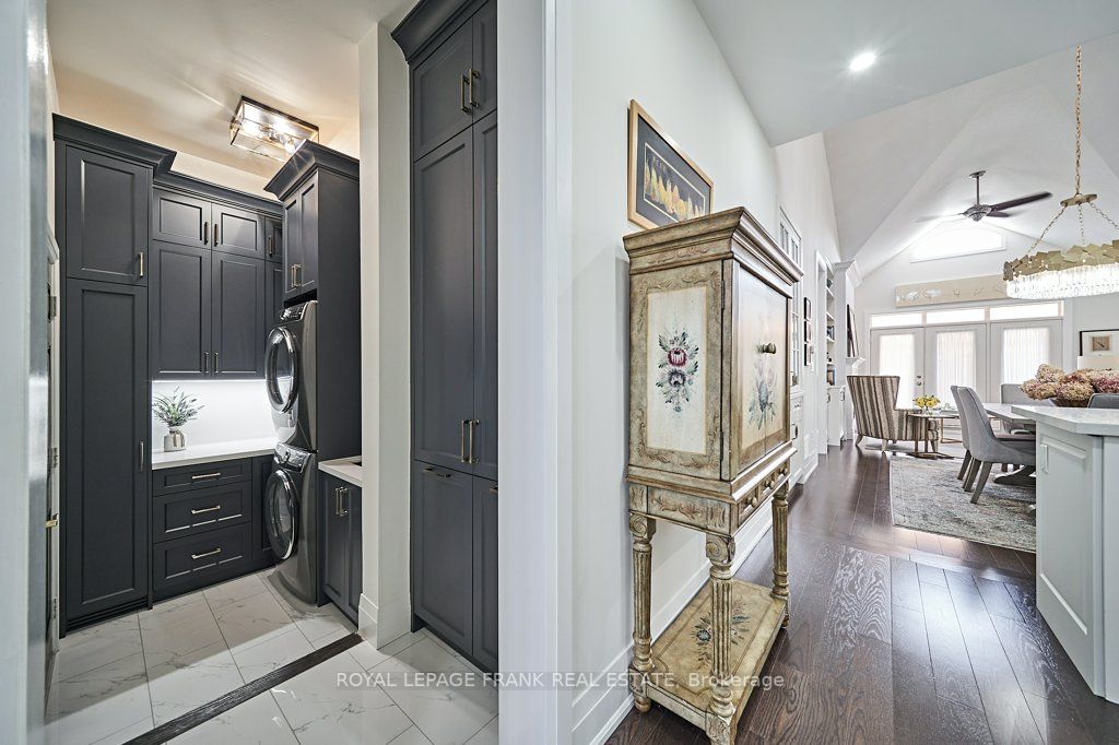42 Bill Knowles St N, #42