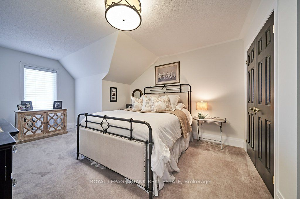 42 Bill Knowles St N, #42