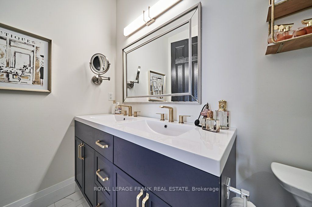 42 Bill Knowles St N, #42