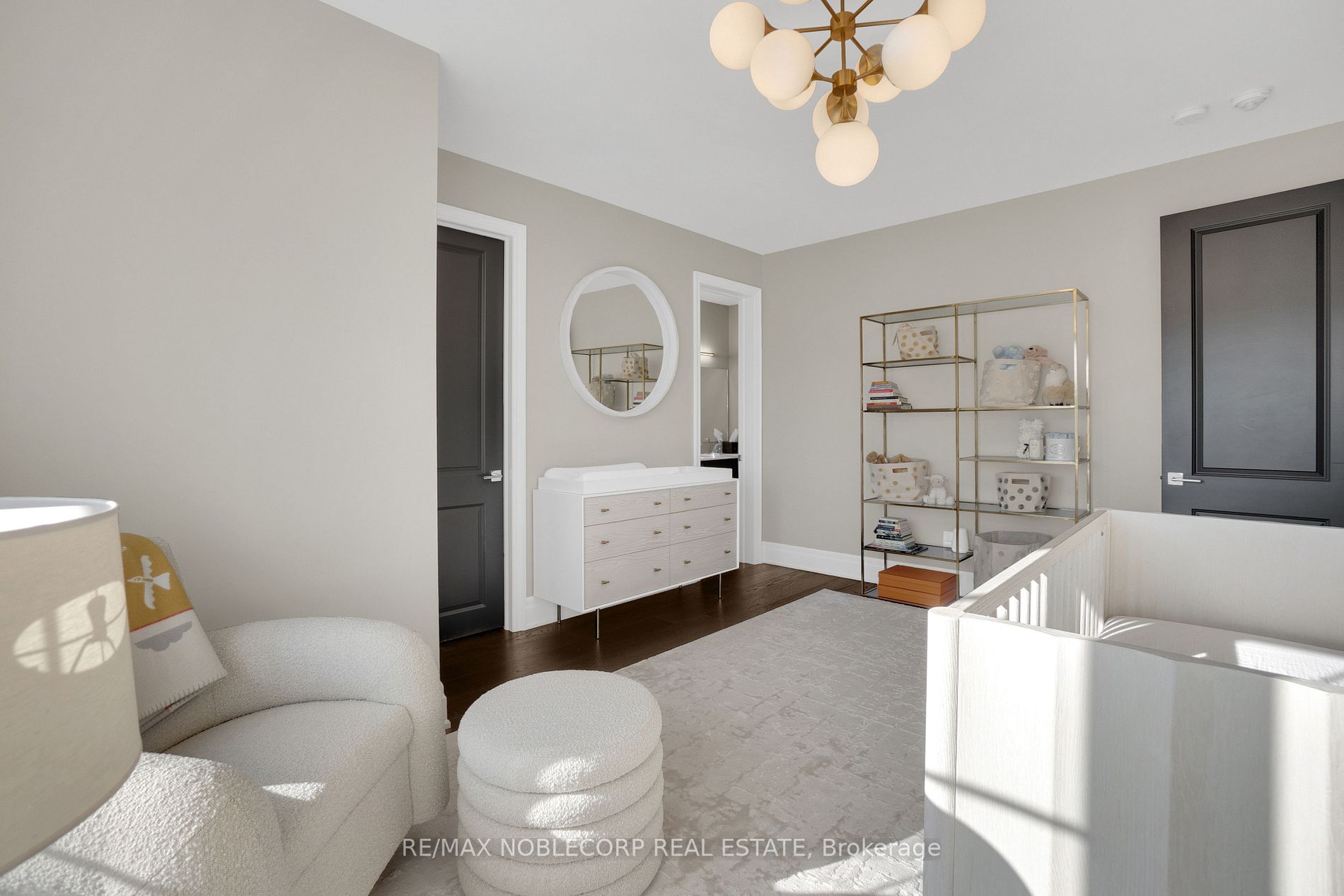7 Starrett St