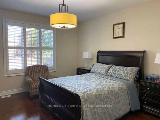 120 Isernia Crescent