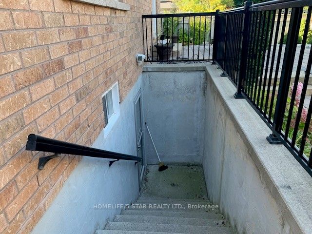 120 Isernia Crescent