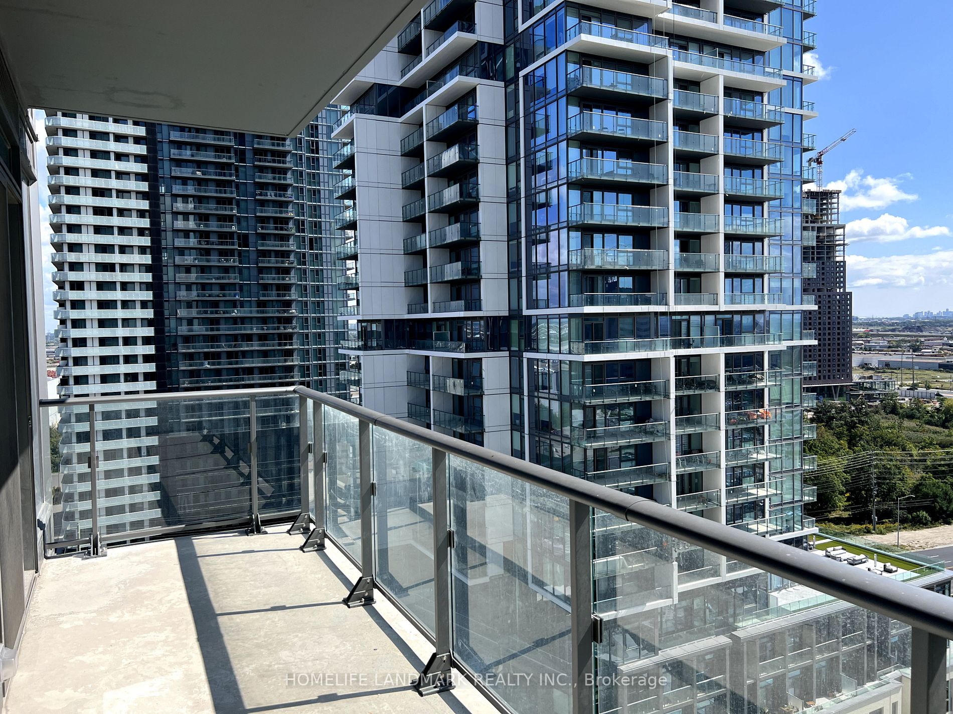 1000 Portage Pkwy, #1705