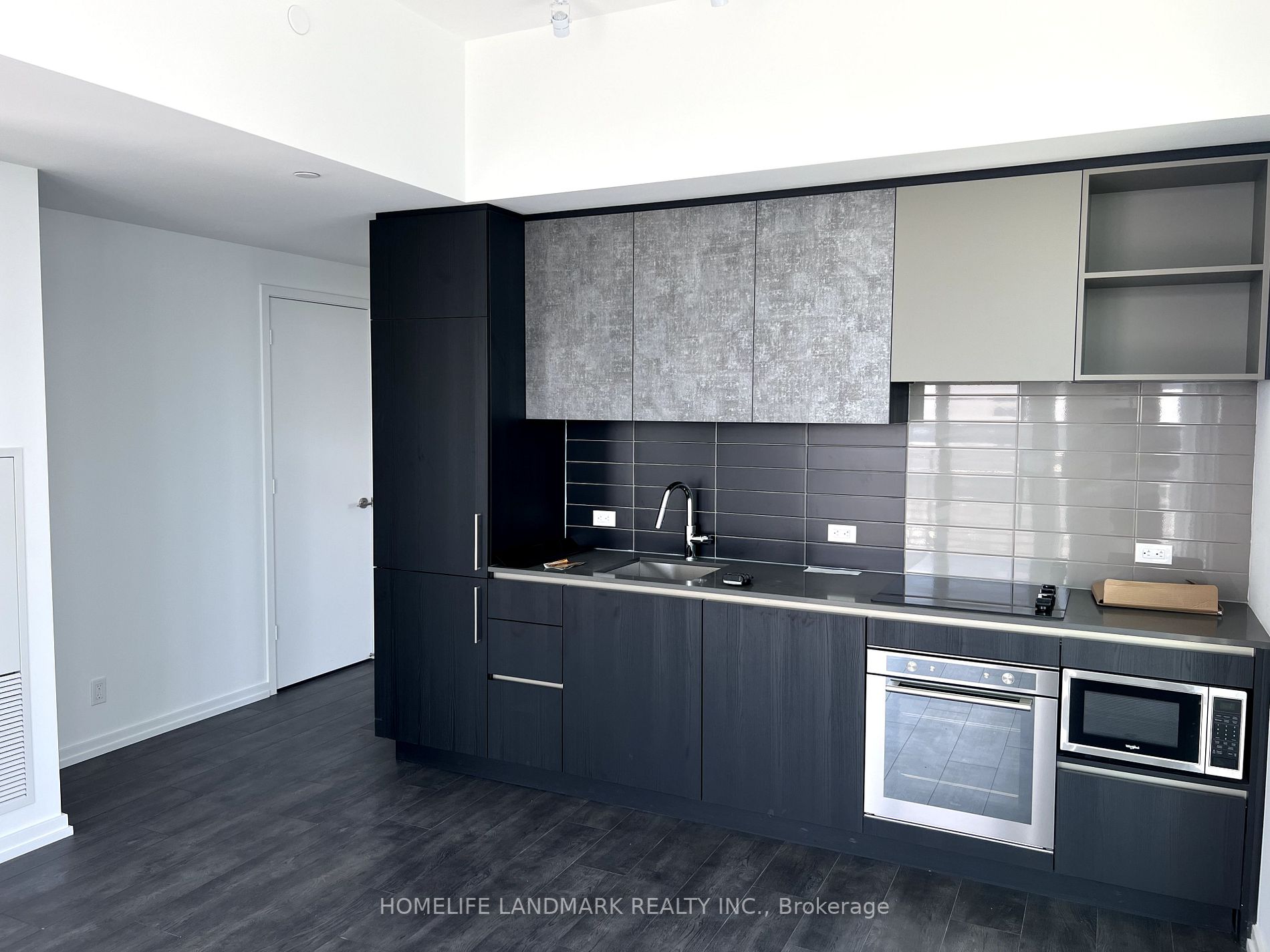 1000 Portage Parkway, #1705