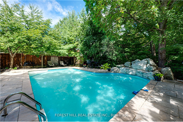 74 Cedar Springs Dr, Richmond Hill
