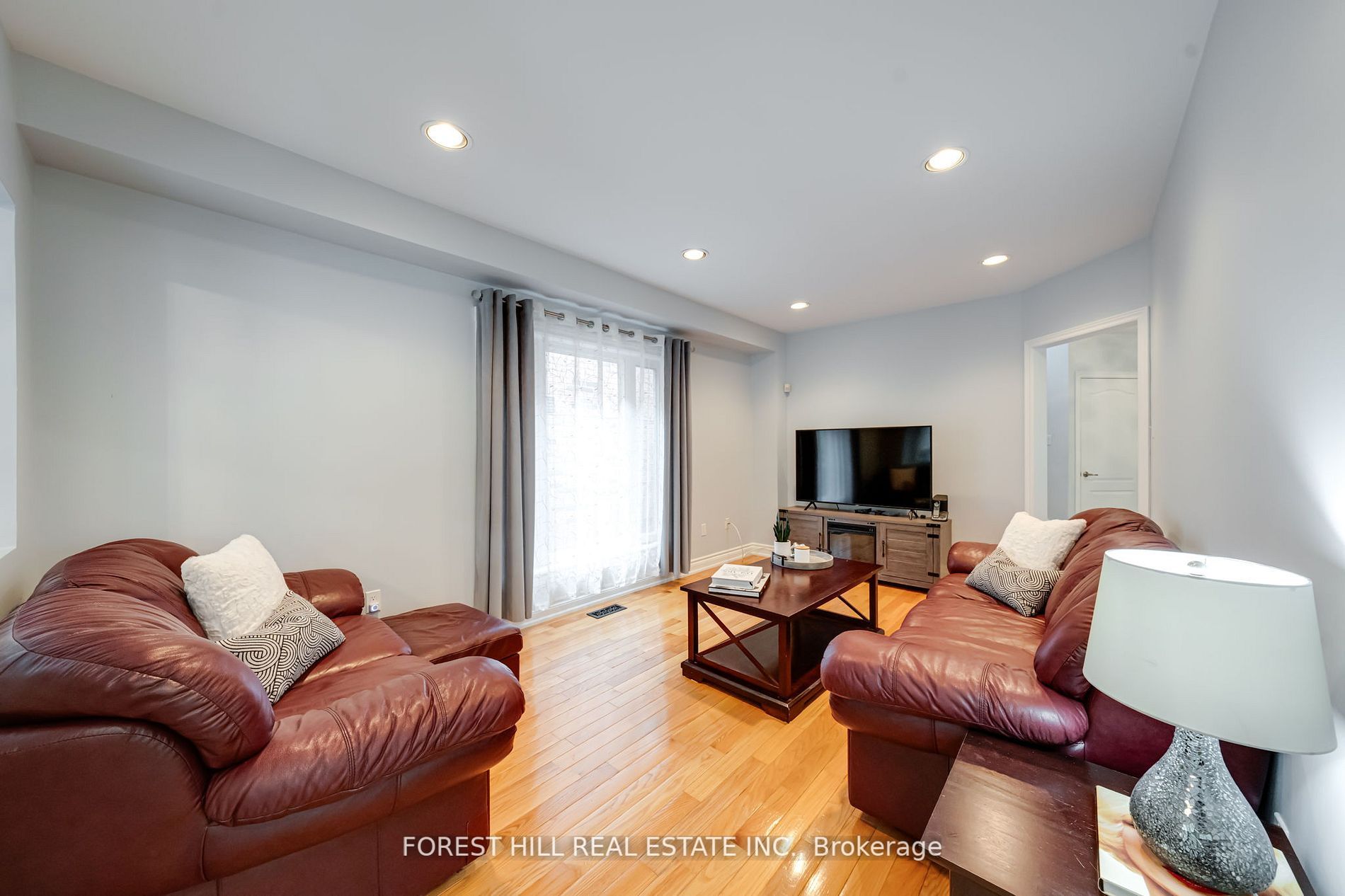 74 Cedar Springs Dr